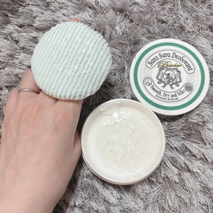 薬用さらさらデオドラントパウダー/デオナチュレ/デオドラント・制汗剤を使ったクチコミ(4枚目)