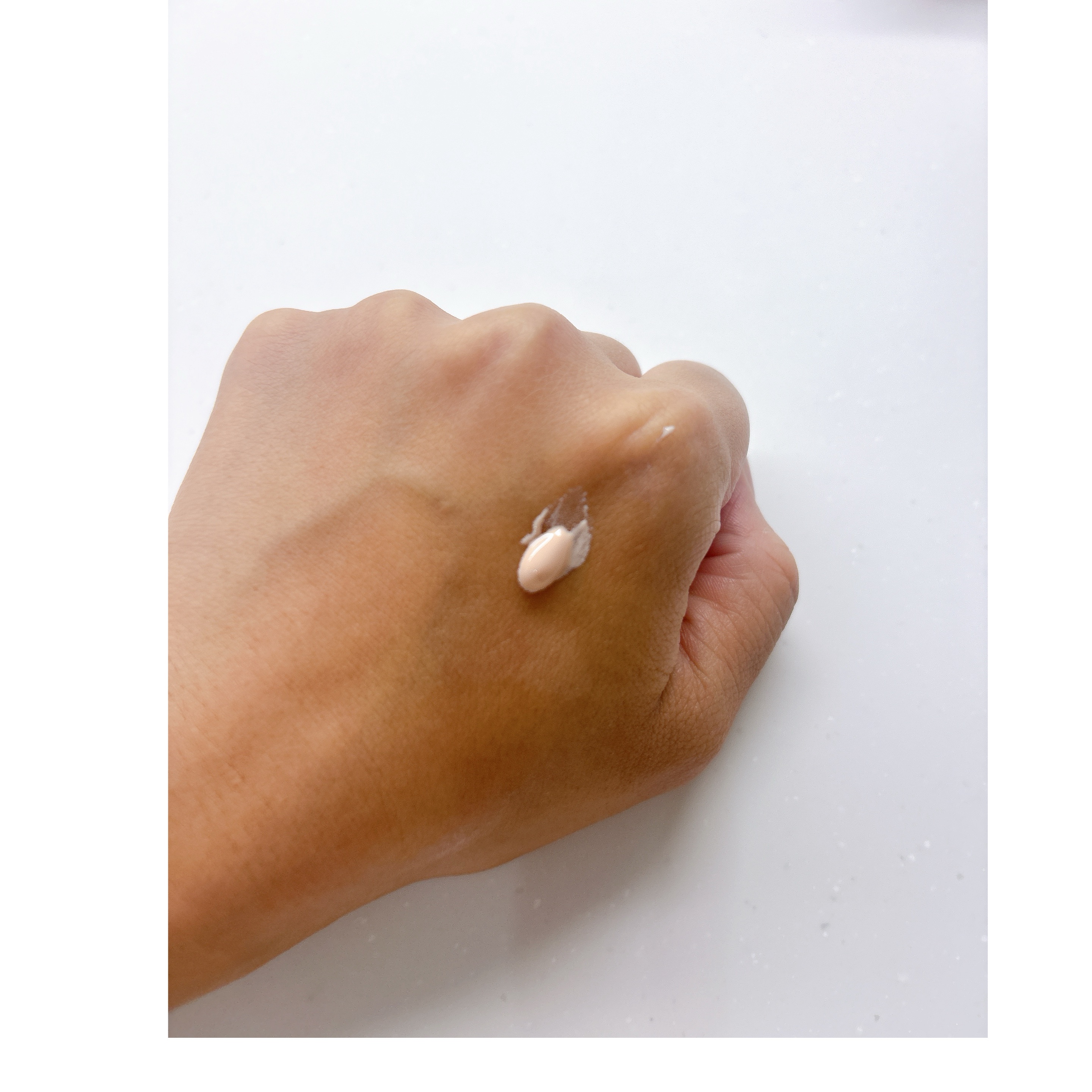 ウォータフルトーンアップサンクリーム/ダルバ/日焼け止めクリームを使ったクチコミ（2枚目）