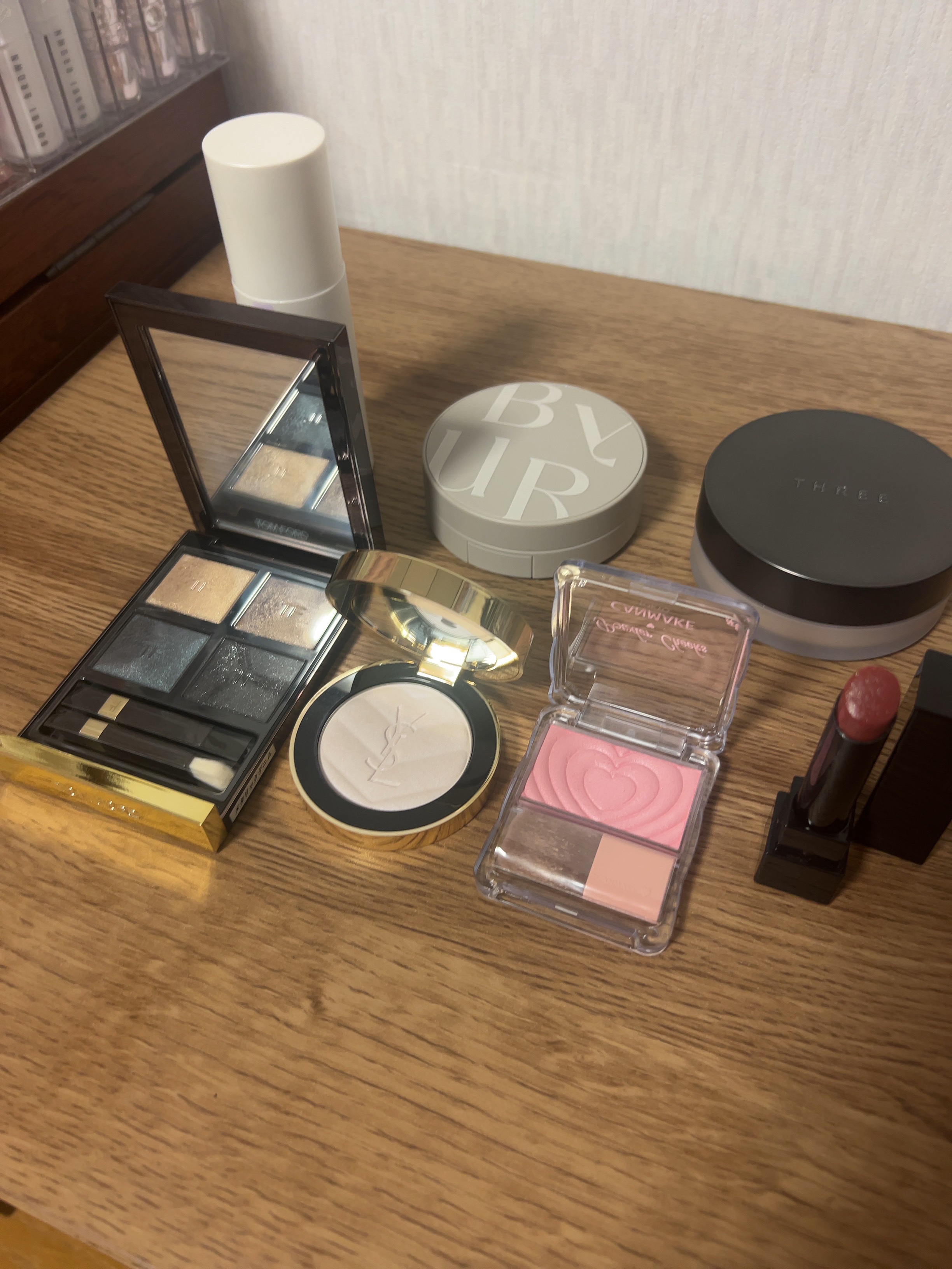 セラムフィット シャイニング トーンアップクリーム V1/ByUR/化粧下地を使ったクチコミ（2枚目）