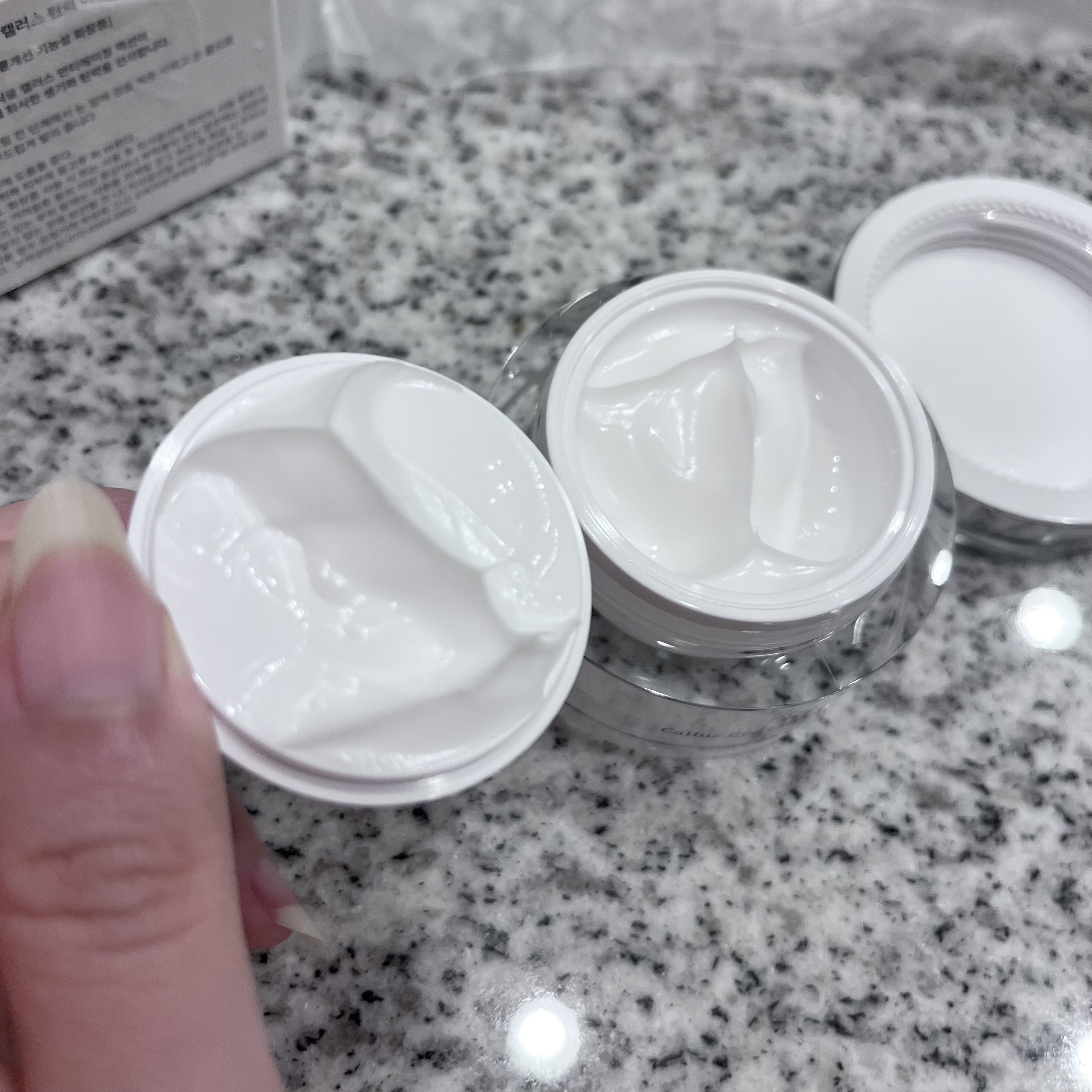 カルス弾力アイクリーム/la fleuren/アイケア・アイクリームを使ったクチコミ（2枚目）