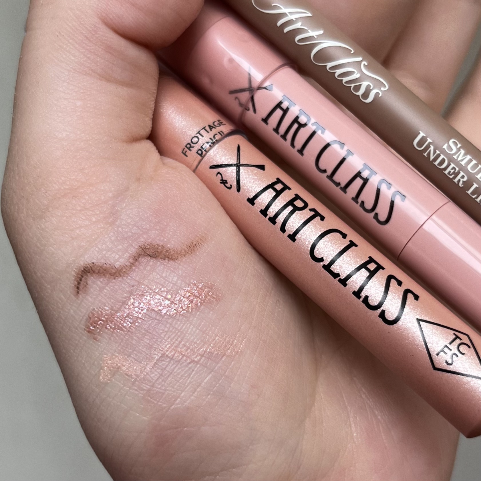 アートクラスバイロダン シェーディング/too cool for school/シェーディングを使ったクチコミ（3枚目）