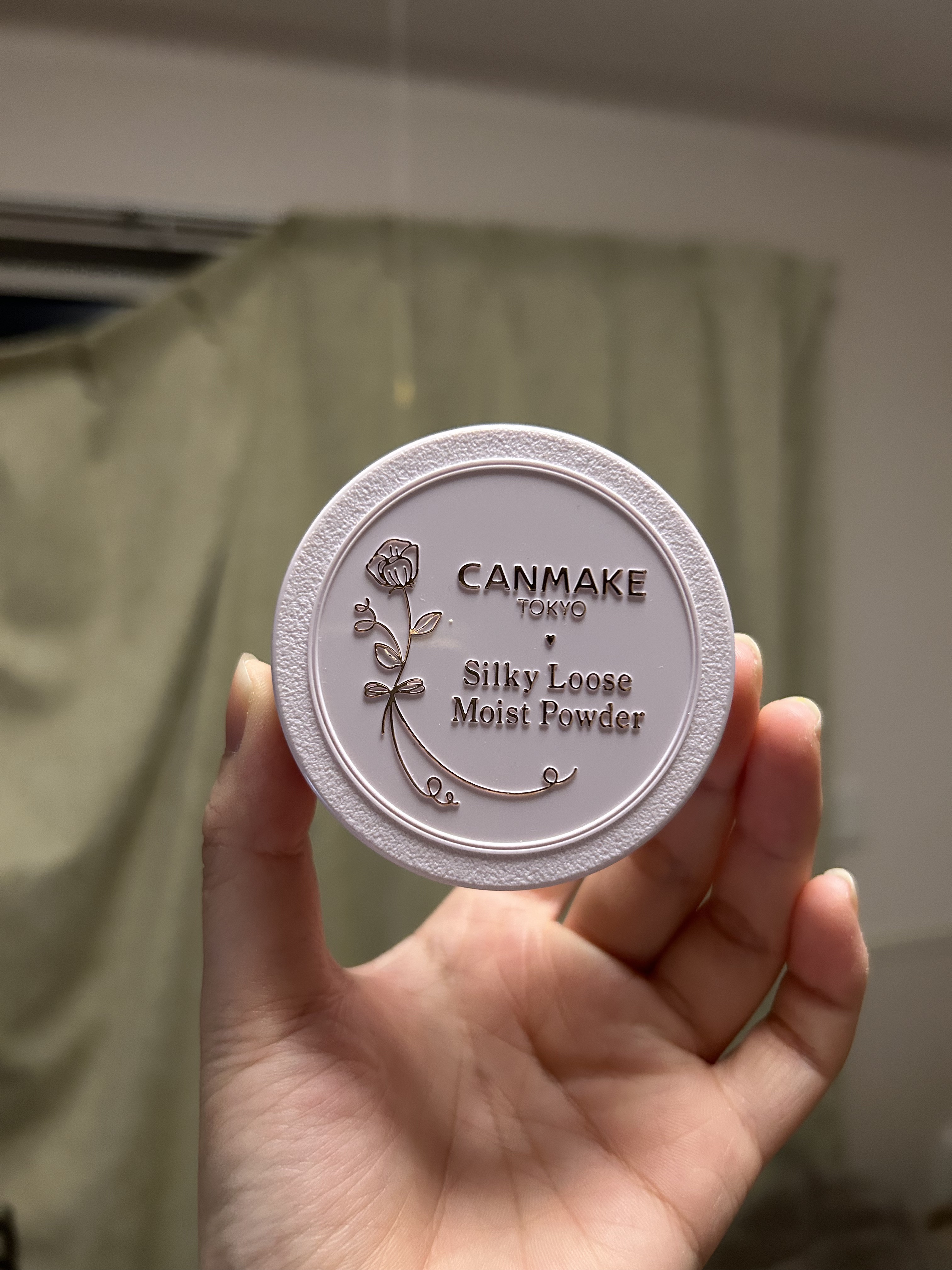 シルキールースモイストパウダー/キャンメイク/ルースパウダーを使ったクチコミ（1枚目）