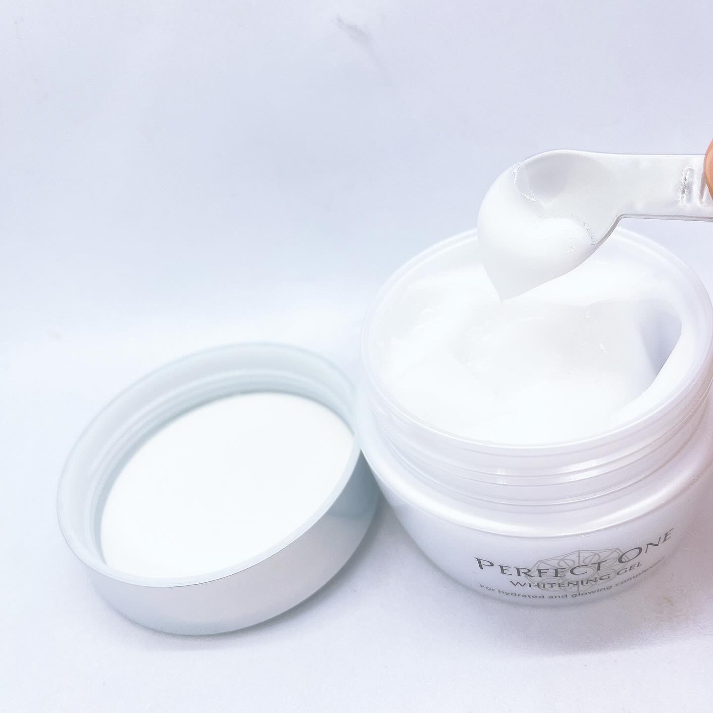 パーフェクトワン 薬用ホワイトニングジェル/パーフェクトワン/オールインワン化粧品を使ったクチコミ（3枚目）