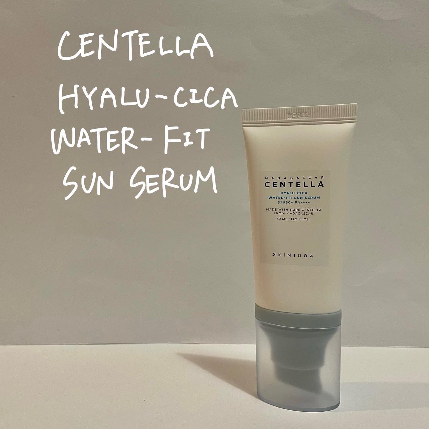 SKIN1004  ヒアルーシカ ウォーターフィットサンセラム
¥3,858

最近人気のCENTELLAの日焼け止めをプレゼントいただきました🎁

日焼け止めとは思えないみずみずしくて軽いテクスチャーの日焼け止めで、肌に潤いを与えながら