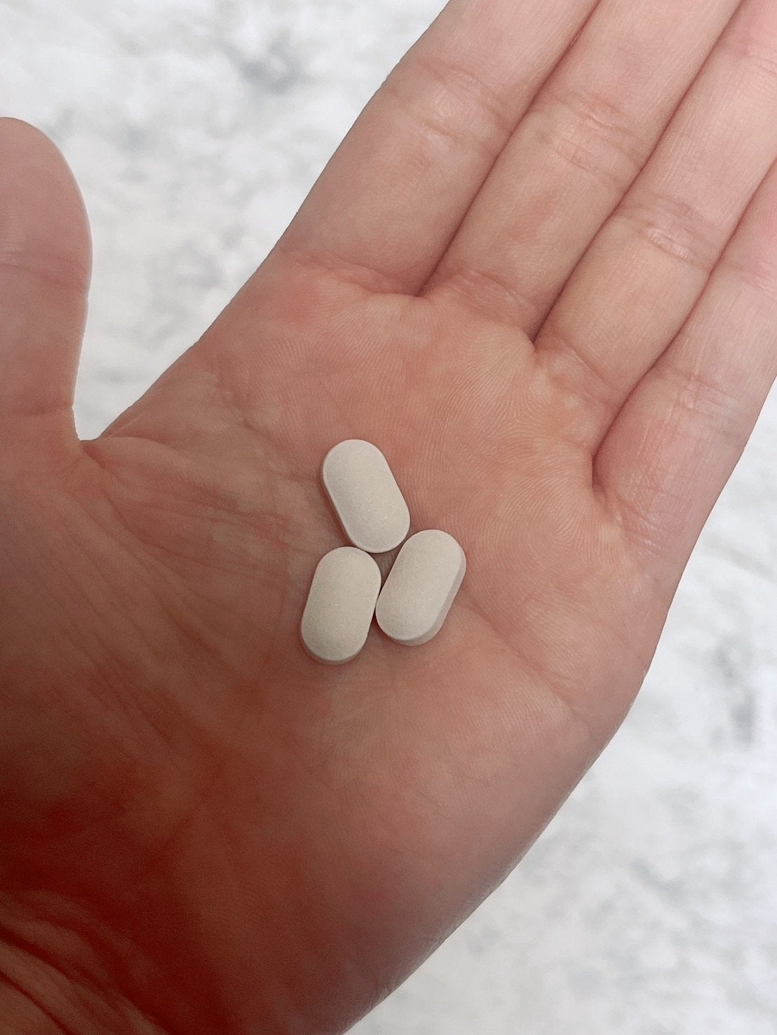 サファーデイ スノー/canteen9/美容サプリメントを使ったクチコミ(2枚目)