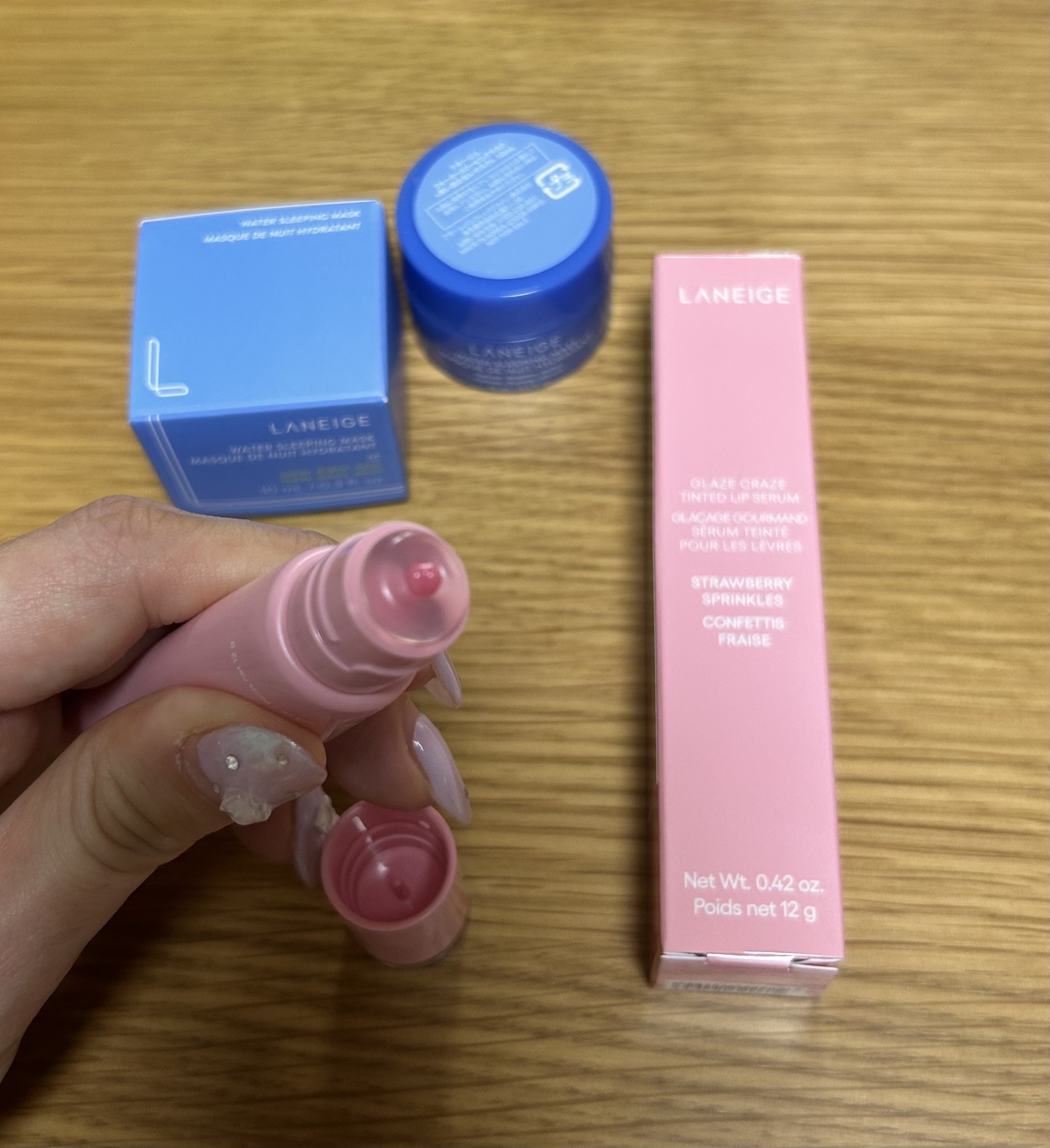 グレイズ ティントリップセラム ストロベリースプリンクル/LANEIGE/リップ美容液を使ったクチコミ（1枚目）