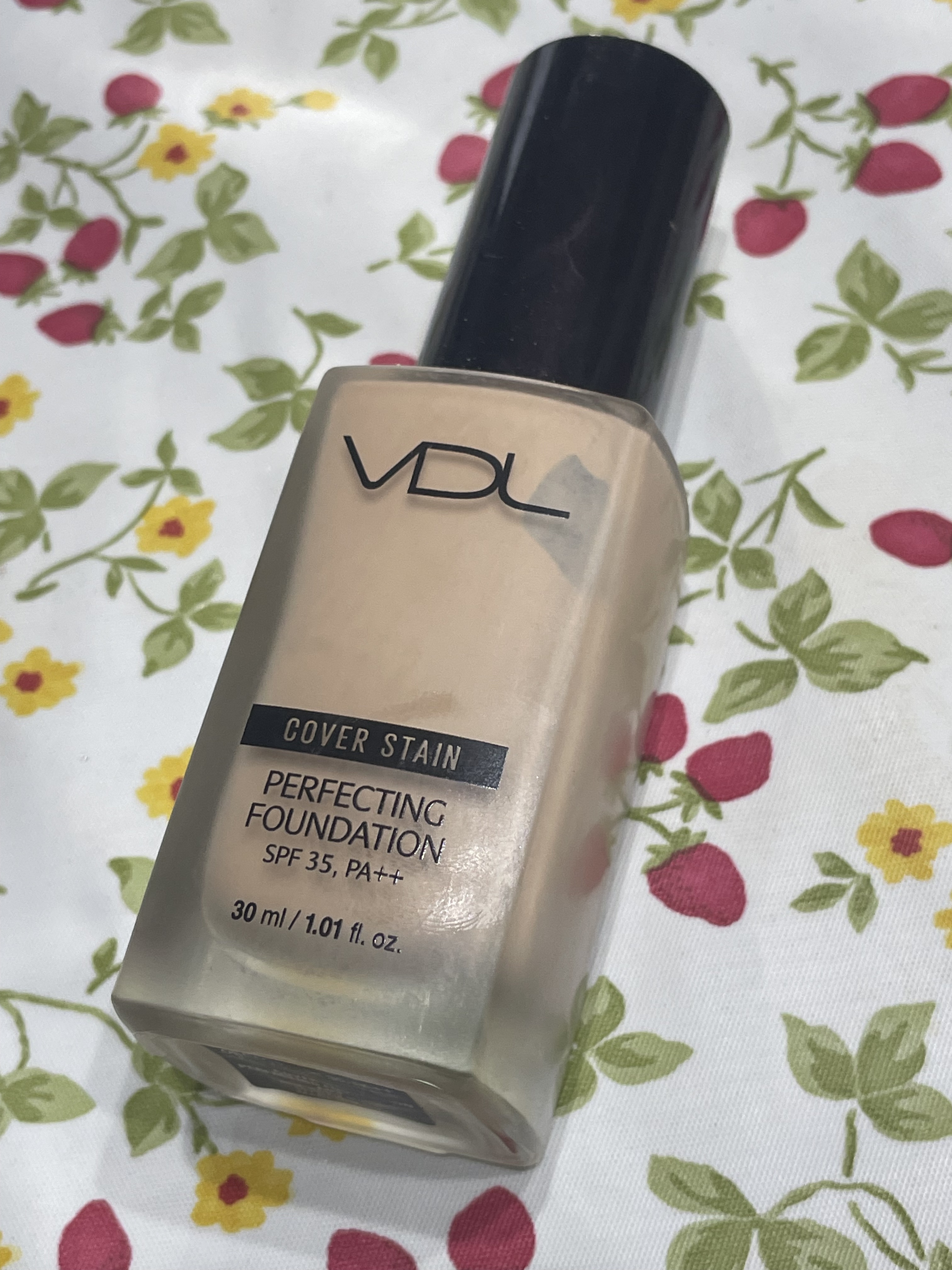 カバーステイン パーフェクティング ファンデーション/VDL/リキッドファンデーションを使ったクチコミ（1枚目）