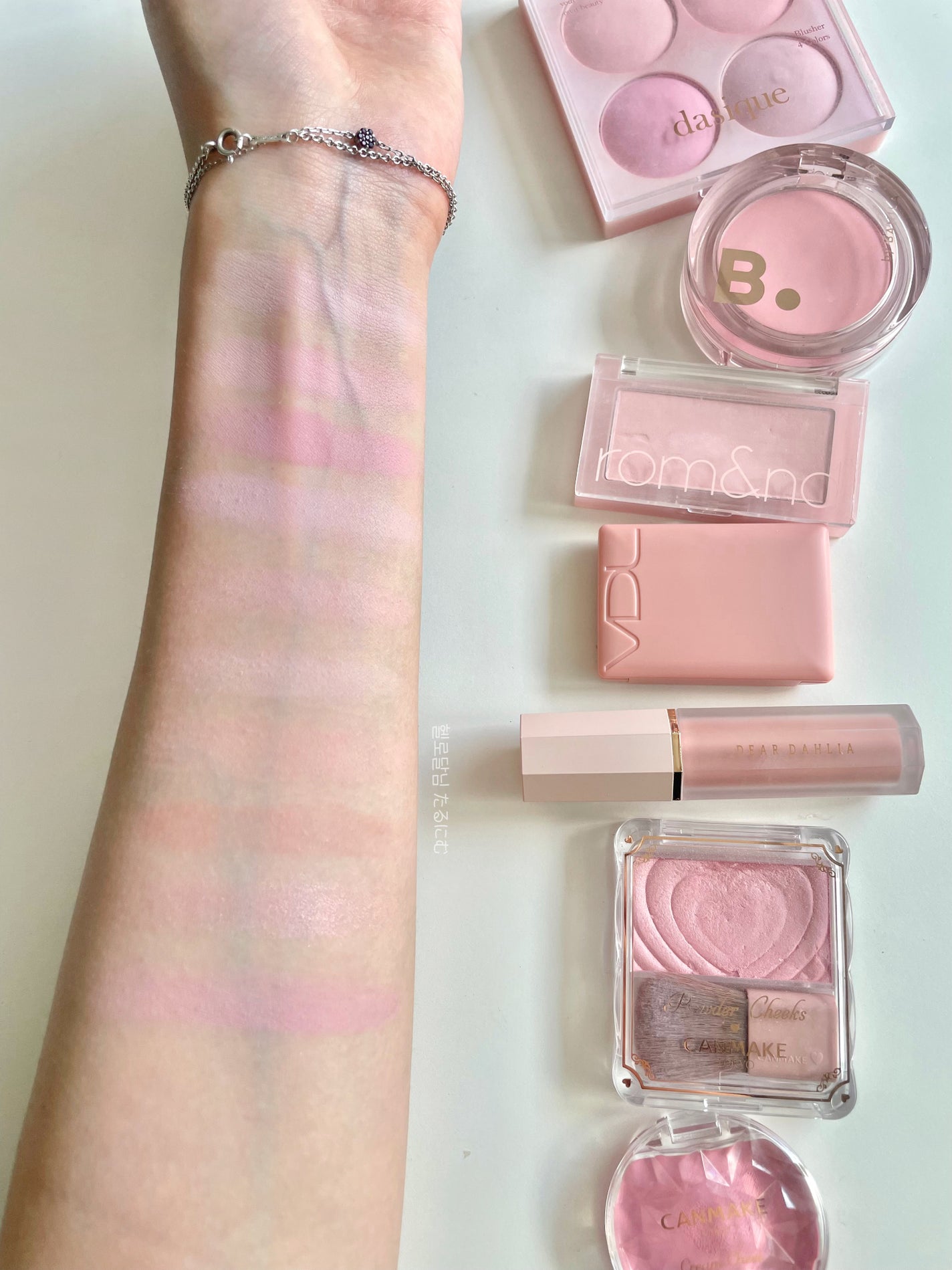 クリームチーク/キャンメイク/ジェル・クリームチークを使ったクチコミ(4枚目)