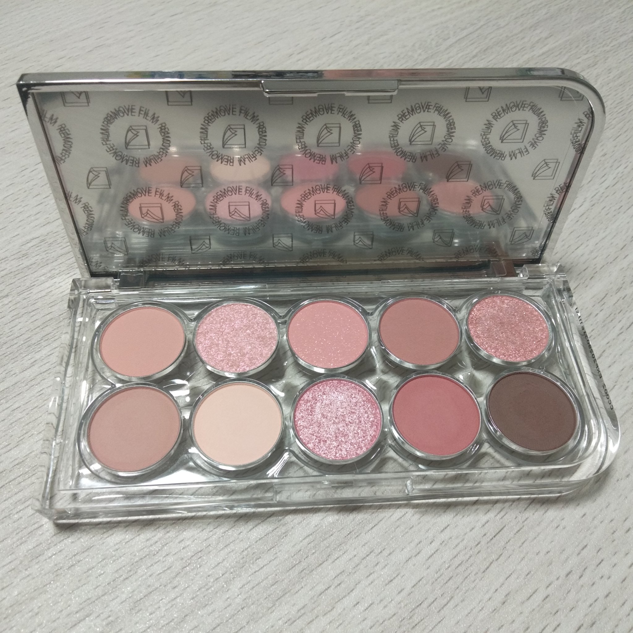 ライトオンアイズシャドウパレット/ルミル/アイシャドウパレットを使ったクチコミ（2枚目）