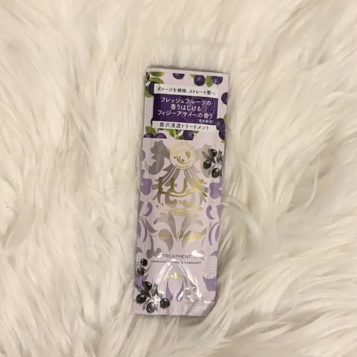 ルミニーク アサイーストレート シャンプー／トリートメント トリートメント 450g/LUX/市販シャンプーを使ったクチコミ（1枚目）