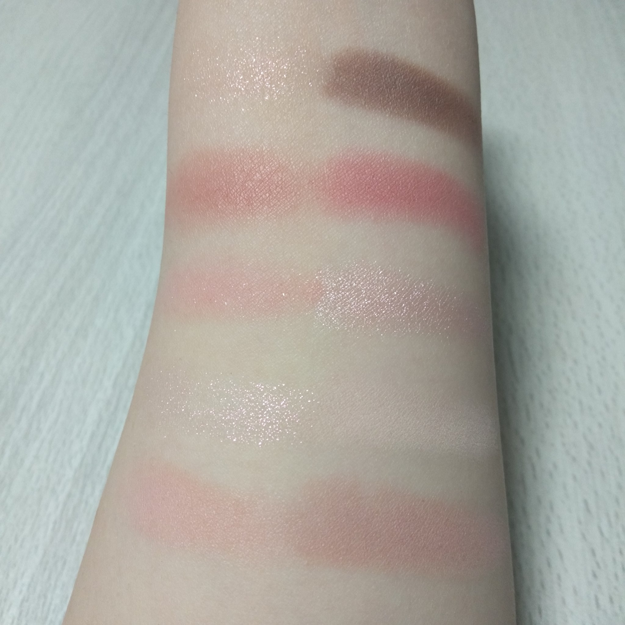 ライトオンアイズシャドウパレット/ルミル/アイシャドウパレットを使ったクチコミ（3枚目）