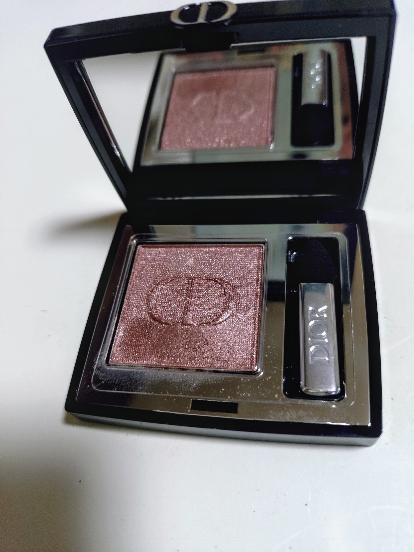 グリッツロングウェアスティックシャドウ/wakemake/パウダーアイシャドウを使ったクチコミ(1枚目)