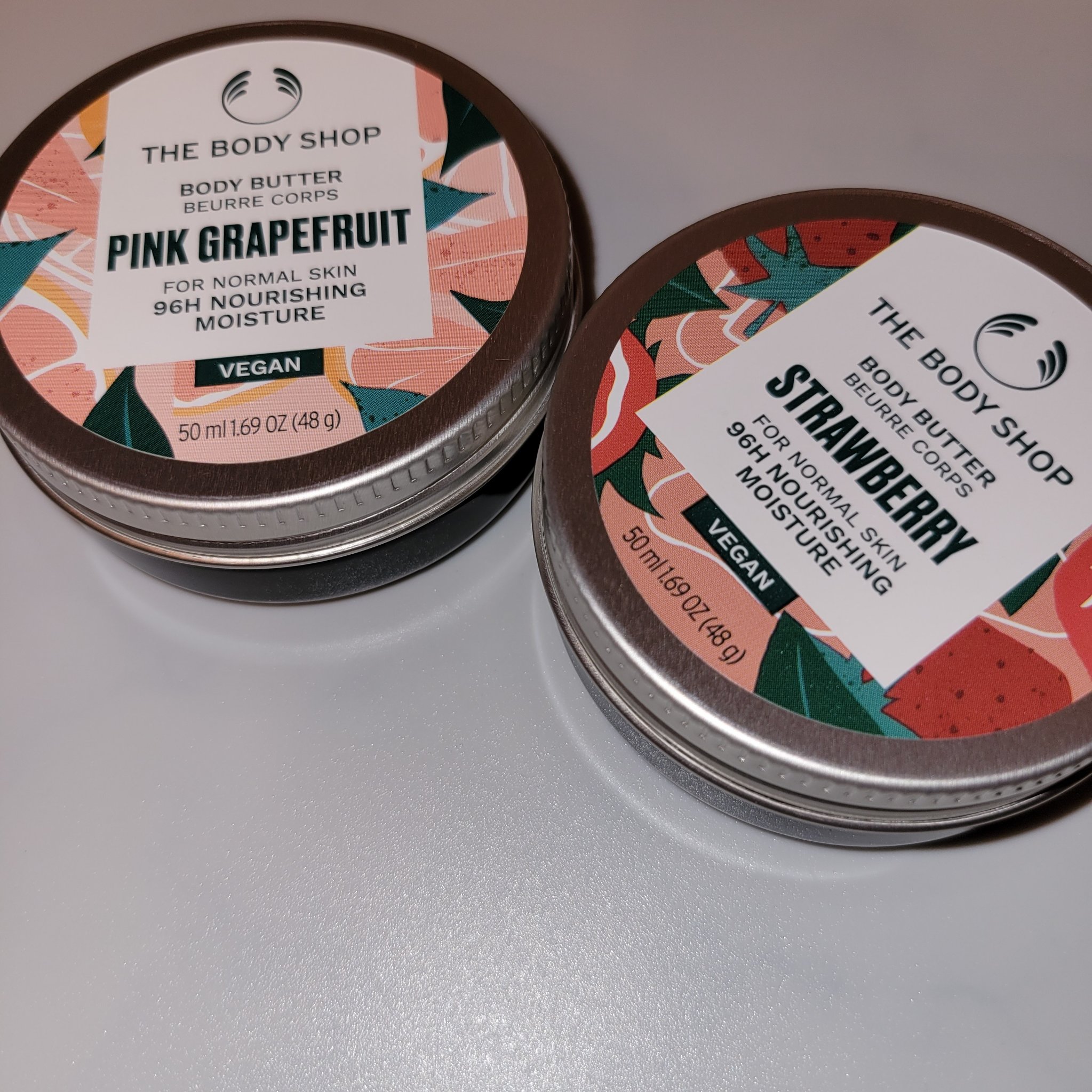 THE BODY SHOP ボディバター ストロベリーのクチコミ「THE BODY SHOPのボディバター ストロベリーを購入しました！
以下、1個前のグレープ.....」（1枚目）