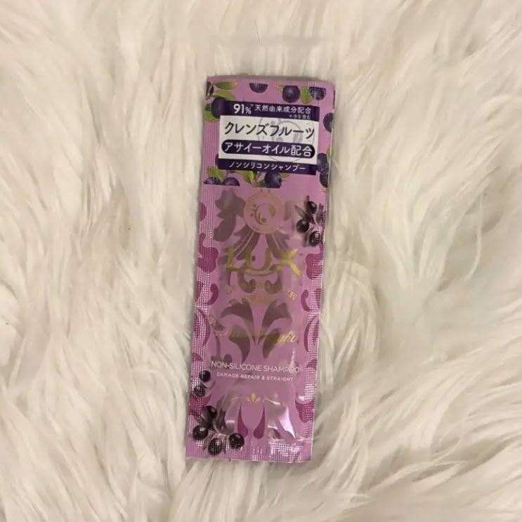 ルミニーク アサイーストレート シャンプー／トリートメント/LUX/市販シャンプーを使ったクチコミ（1枚目）