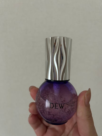 DEW キャビアドットブースターのクチコミ「DEW キャビアドットブースター アメジストカラーボトル。
数量限定品で、取り置きしてもらい.....」(2枚目)