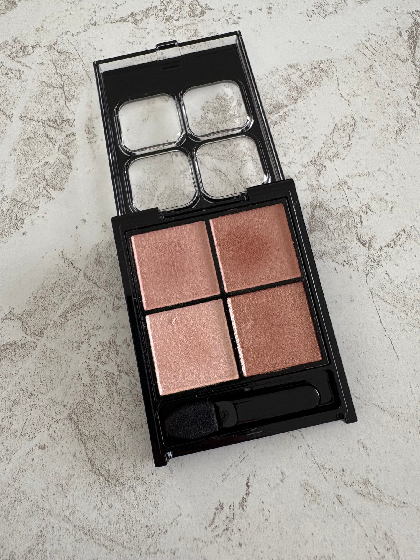 ケイト ポッピングシルエットシャドウ/KATE/アイシャドウパレットを使ったクチコミ(2枚目)