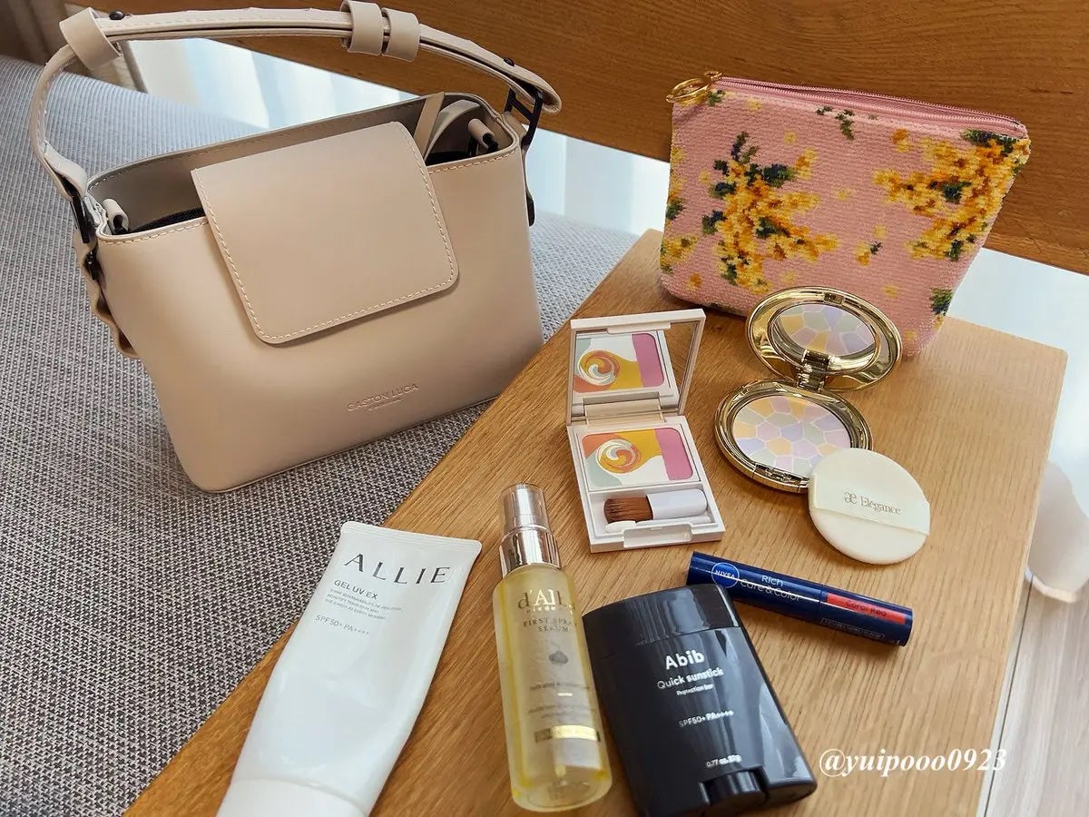 momoð«§ on LIPS ã#PR#GastonLugaæ§ã«ããã ããŸããã軜ããŠå€§äººå¯æ..ãïŒ1æç®ïŒ