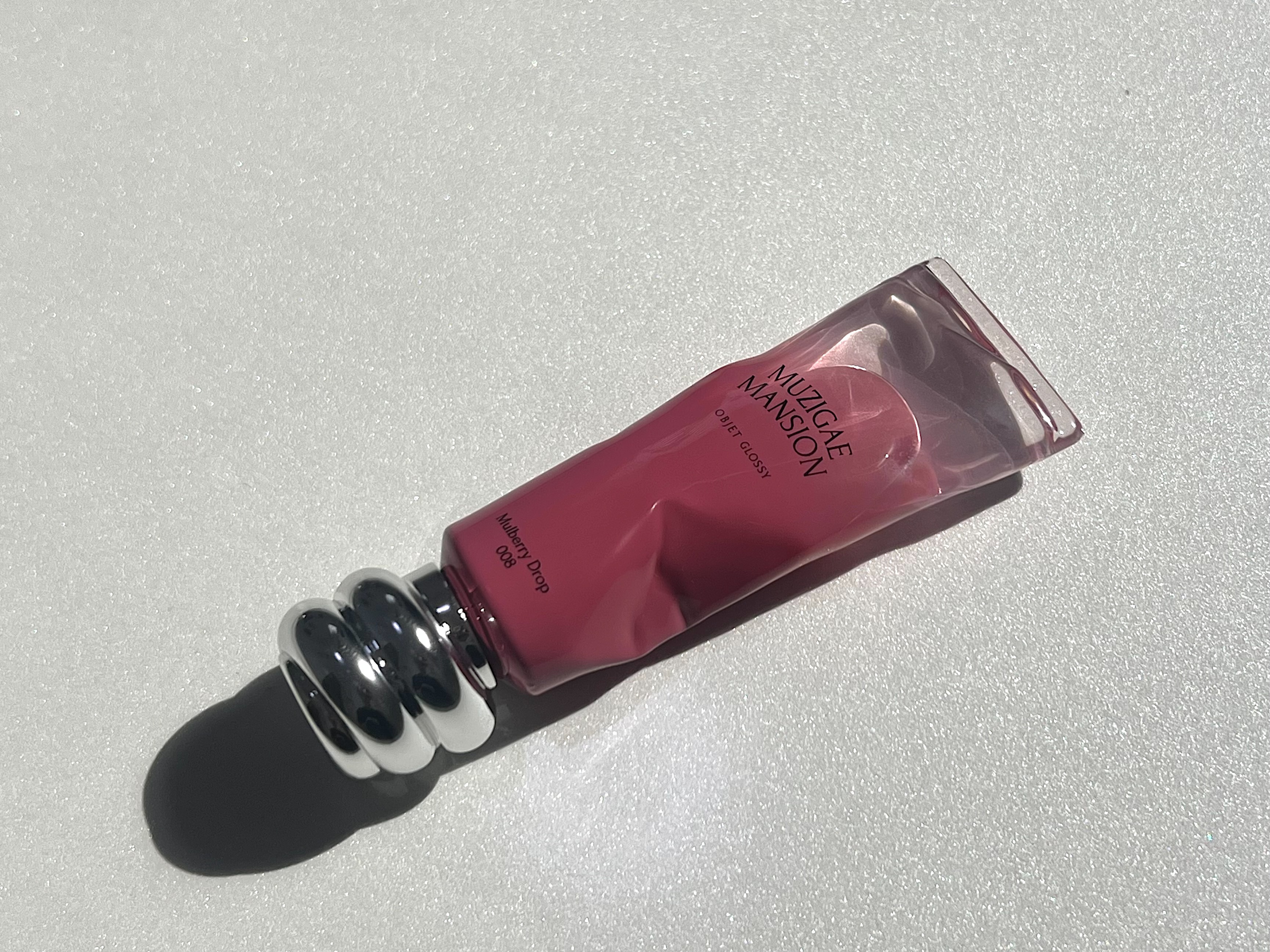 ムジゲマンションの新作リップ💋

--------------------------------------
☑︎MUZIGAE MANSION
オブジェ グロッシー
008 MULBERRY DROP
----------------