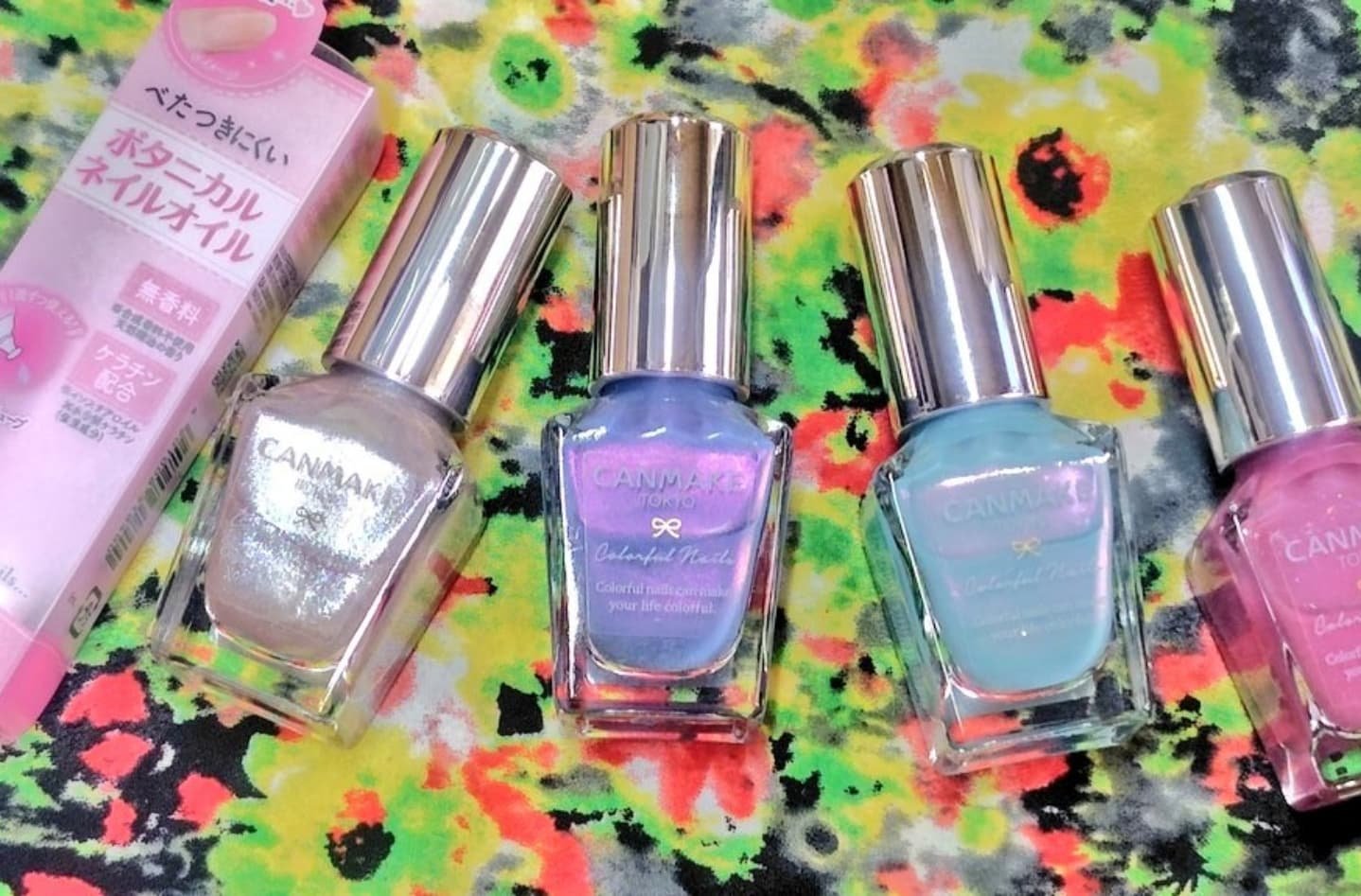 カラフルネイルズ/キャンメイク/マニキュアを使ったクチコミ（1枚目）