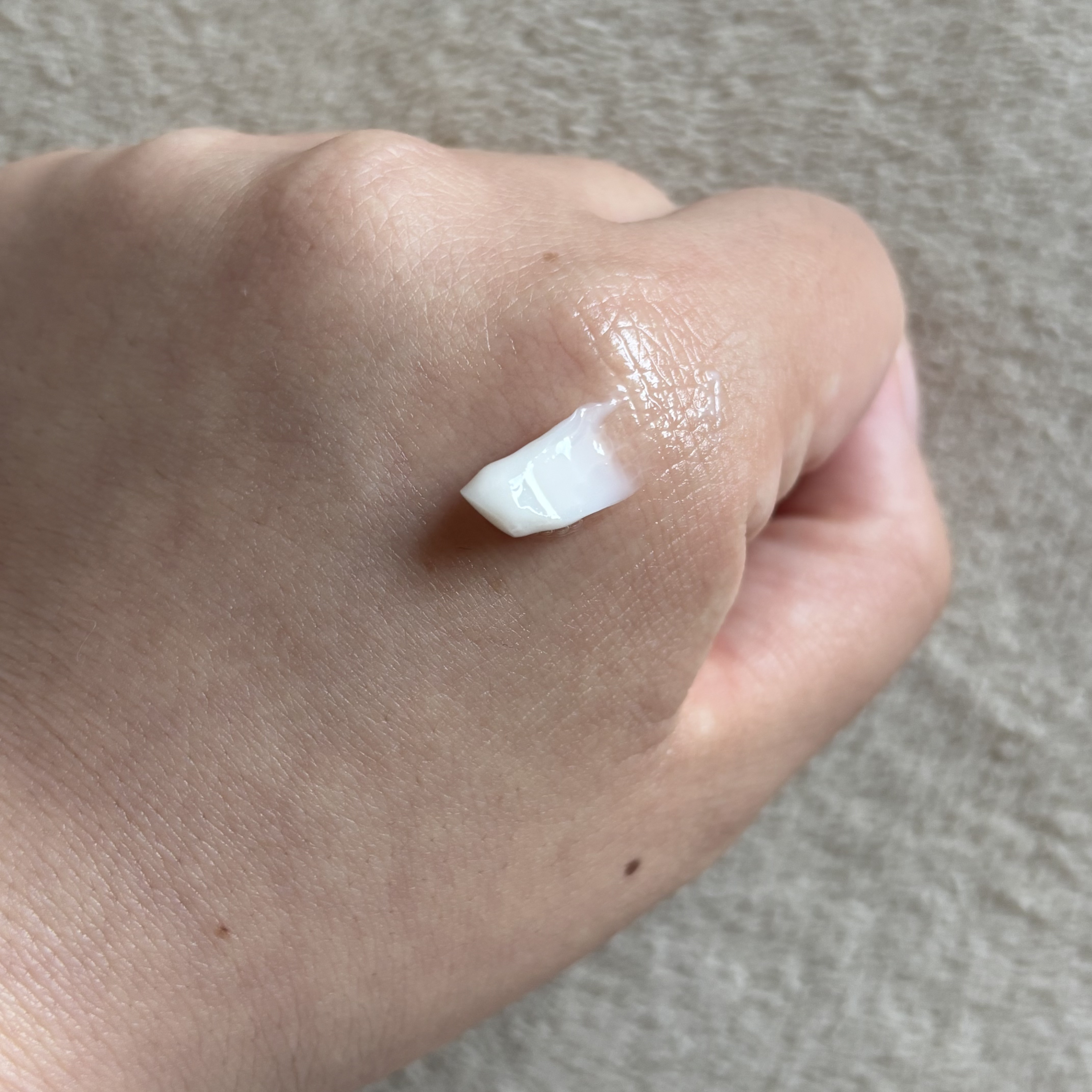 薬用足指さらさらクリーム/デオナチュレ/デオドラント・制汗剤を使ったクチコミ（3枚目）