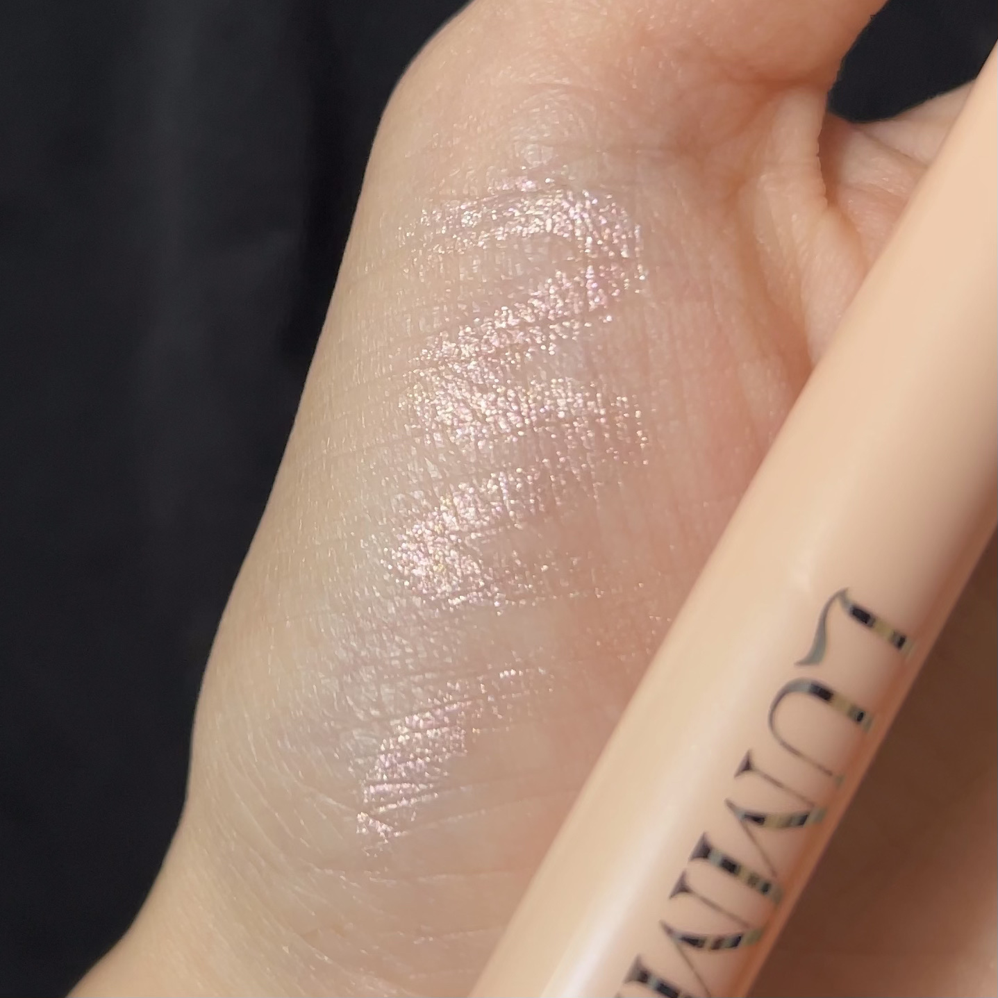 フィルインボリュームスティックシャドウ/Lummir/スティックアイシャドウを使ったクチコミ（3枚目）