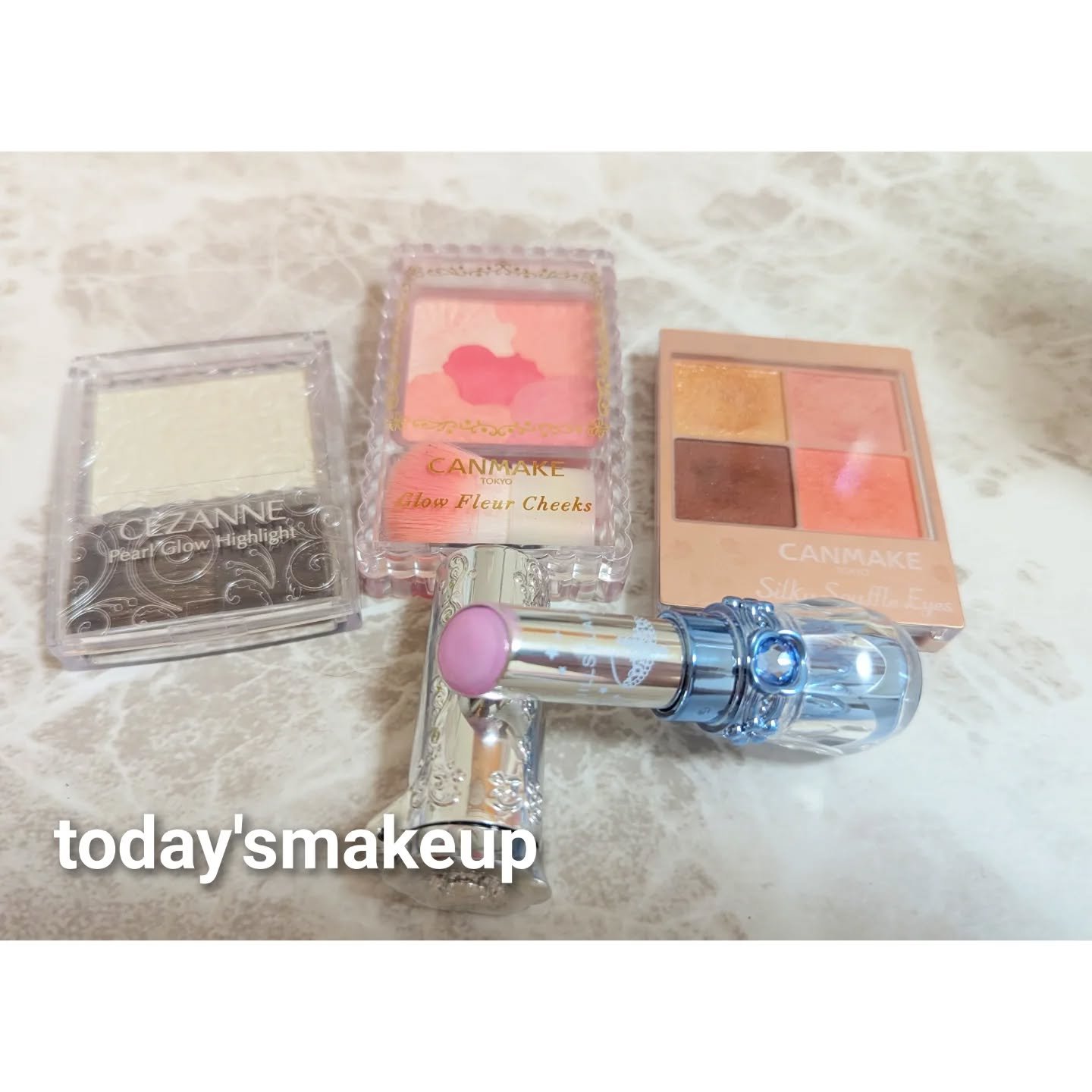 グロウフルールチークス/キャンメイク/パウダーチークを使ったクチコミ（1枚目）