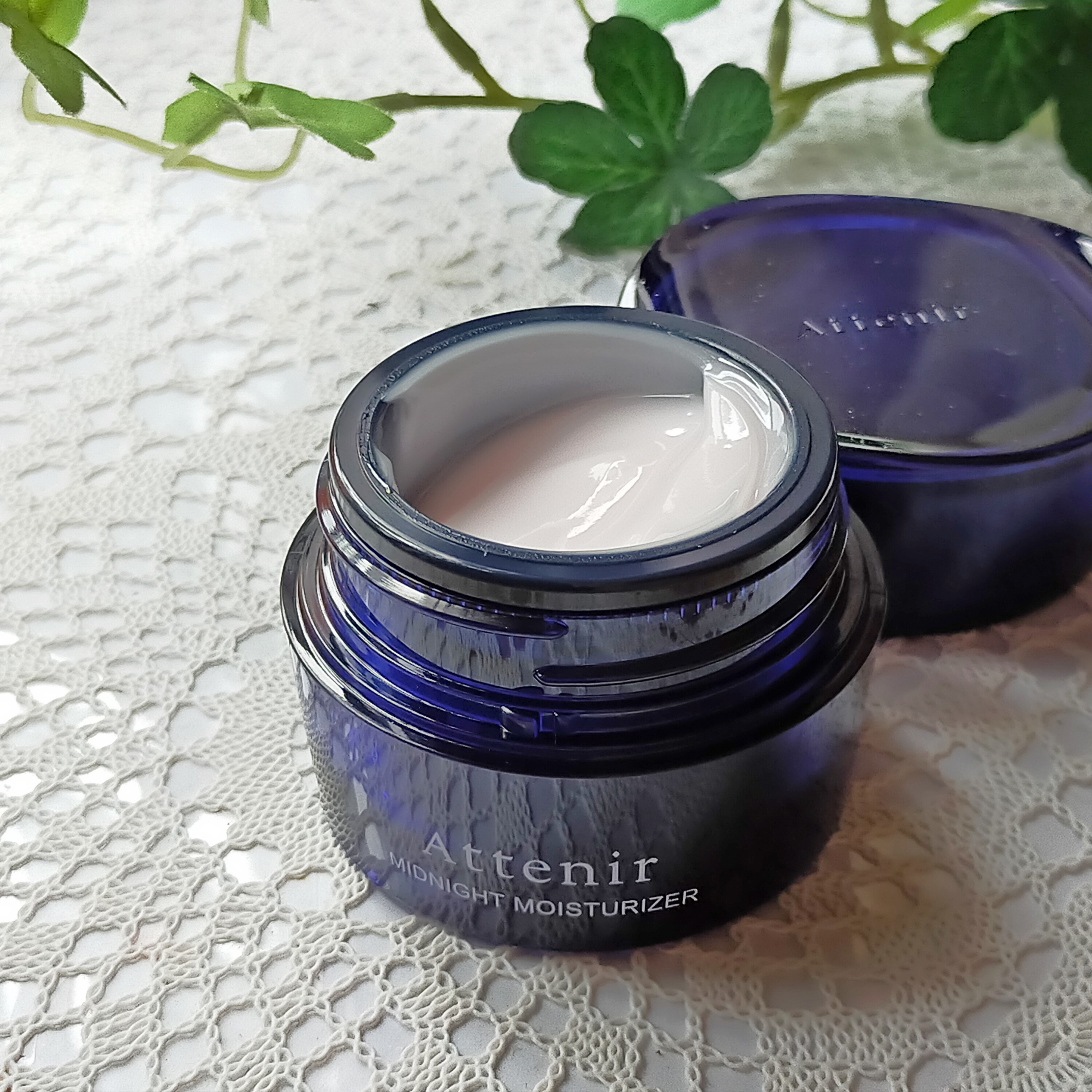 アテニア ミッドナイトモイスチャライザー/アテニア/フェイスクリームを使ったクチコミ（2枚目）