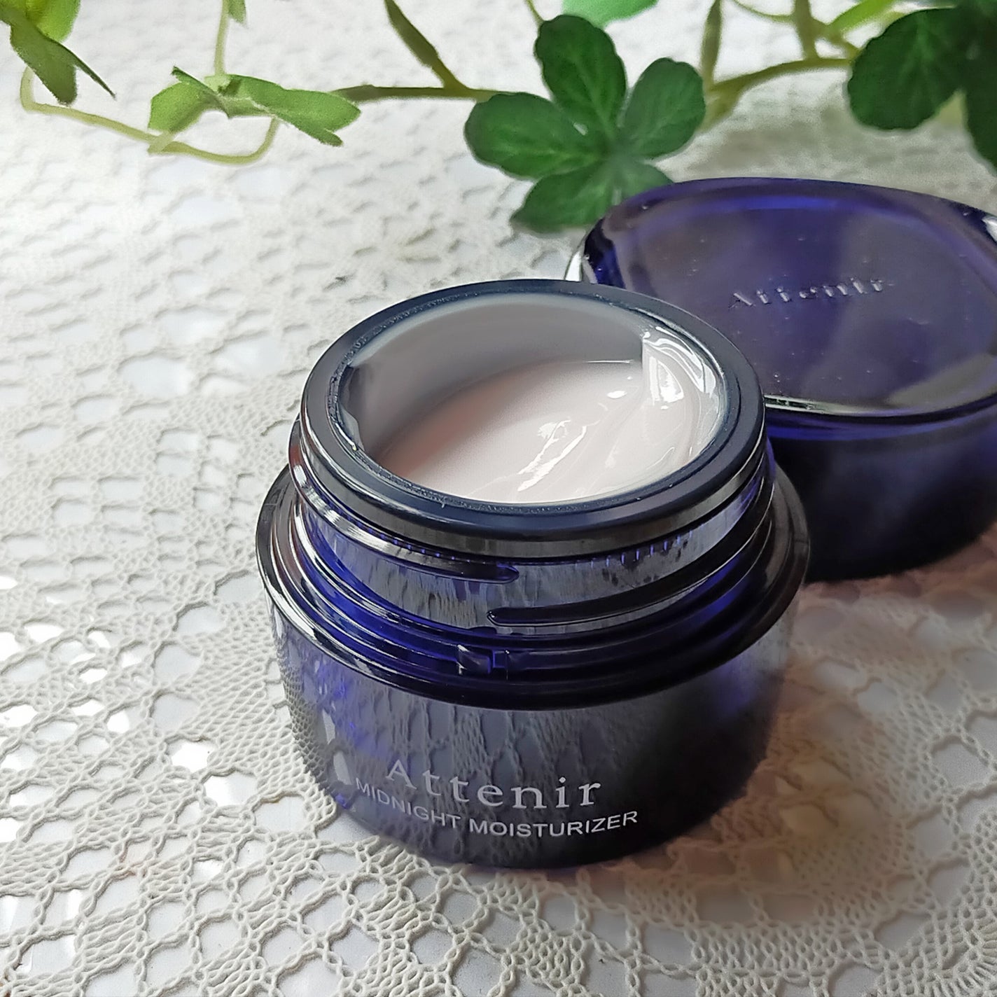 アテニア ミッドナイトモイスチャライザー/アテニア/フェイスクリームを使ったクチコミ(2枚目)