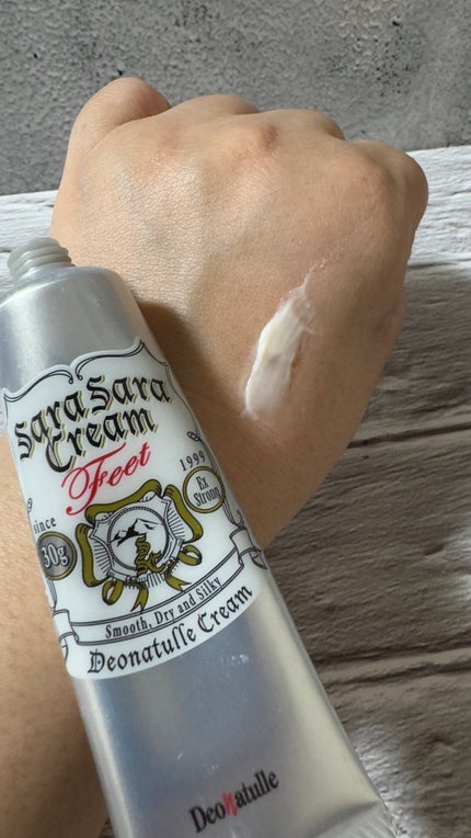 薬用足指さらさらクリーム/デオナチュレ/デオドラント・制汗剤を使ったクチコミ(5枚目)