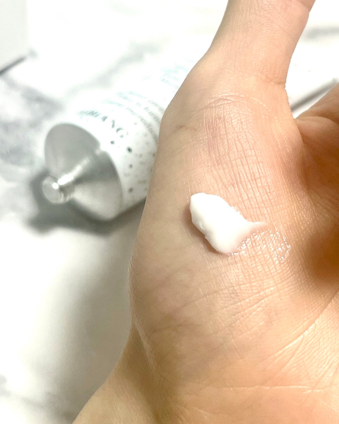 パフュームハンドクリーム/BiBiANG/ハンドクリームを使ったクチコミ(2枚目)