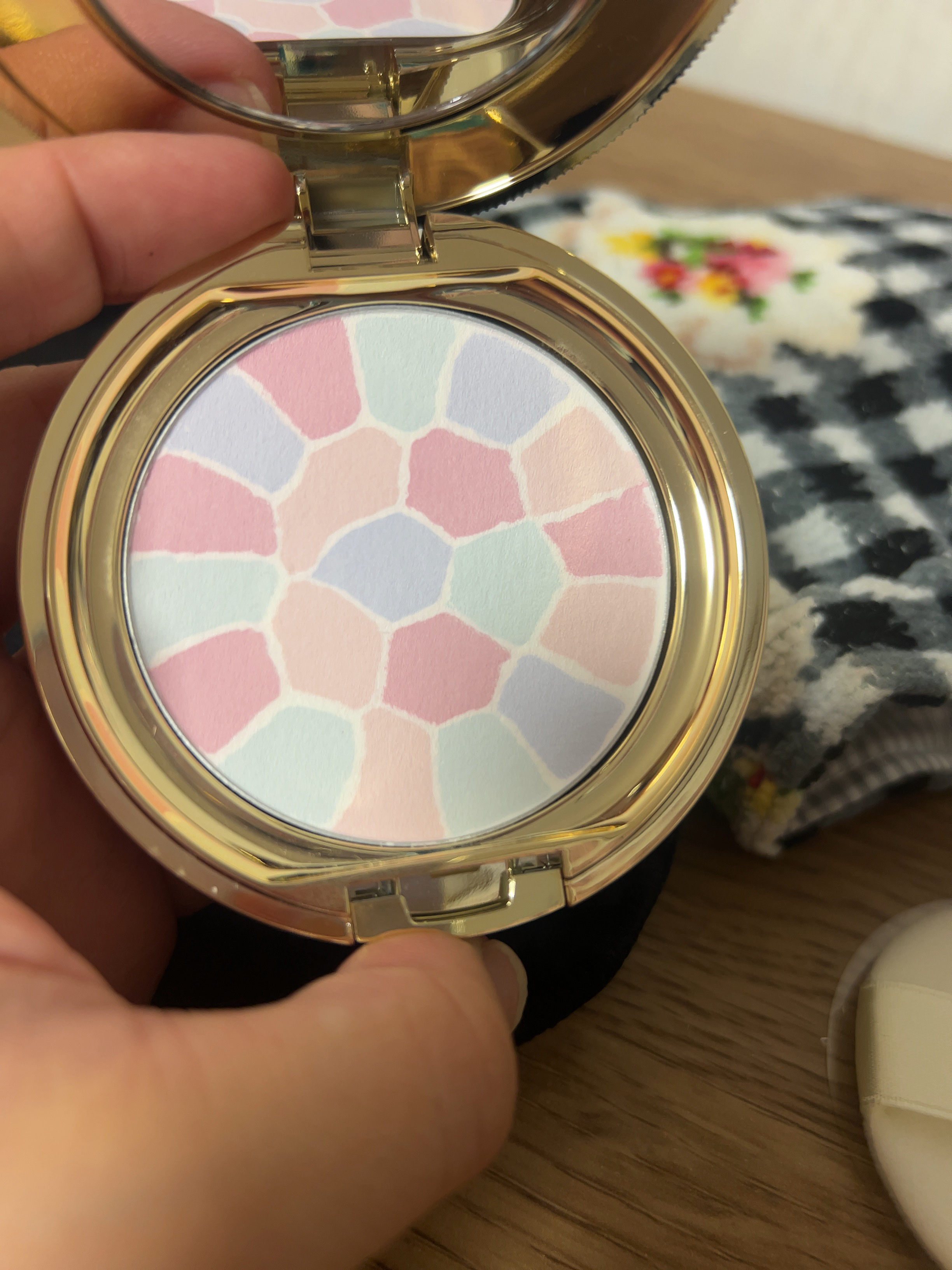 エレガンス　ラ　プードル　オートニュアンス Ⅷ ラ プードル オートニュアンス｜フェイスパウダー｜商品情報