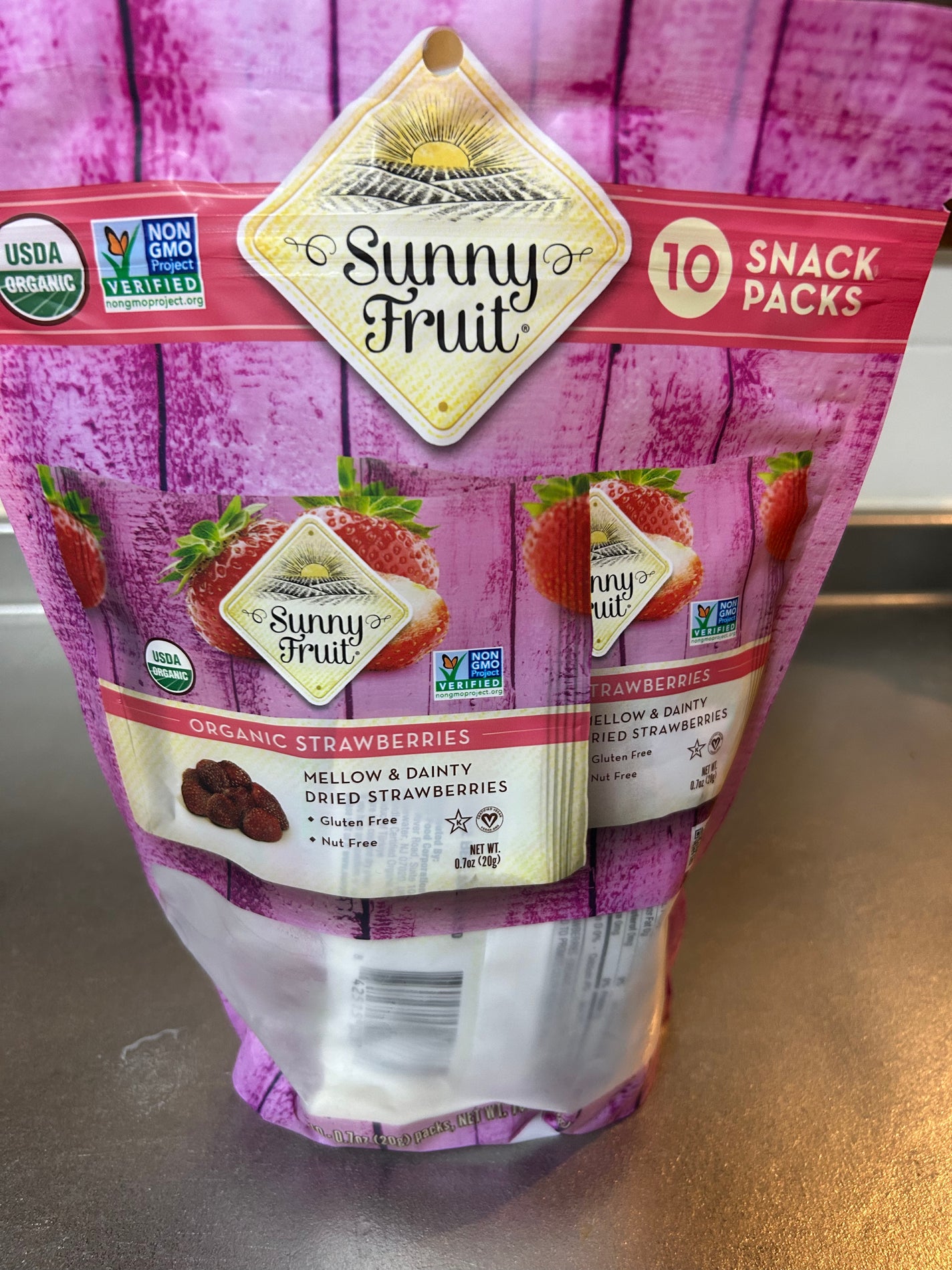 ひふみレイキ💫フォロバ♾️ on LIPS 「10袋入り🍓有機いちごが神価格‼️カルディみたいな地元のお店で..」(4枚目)