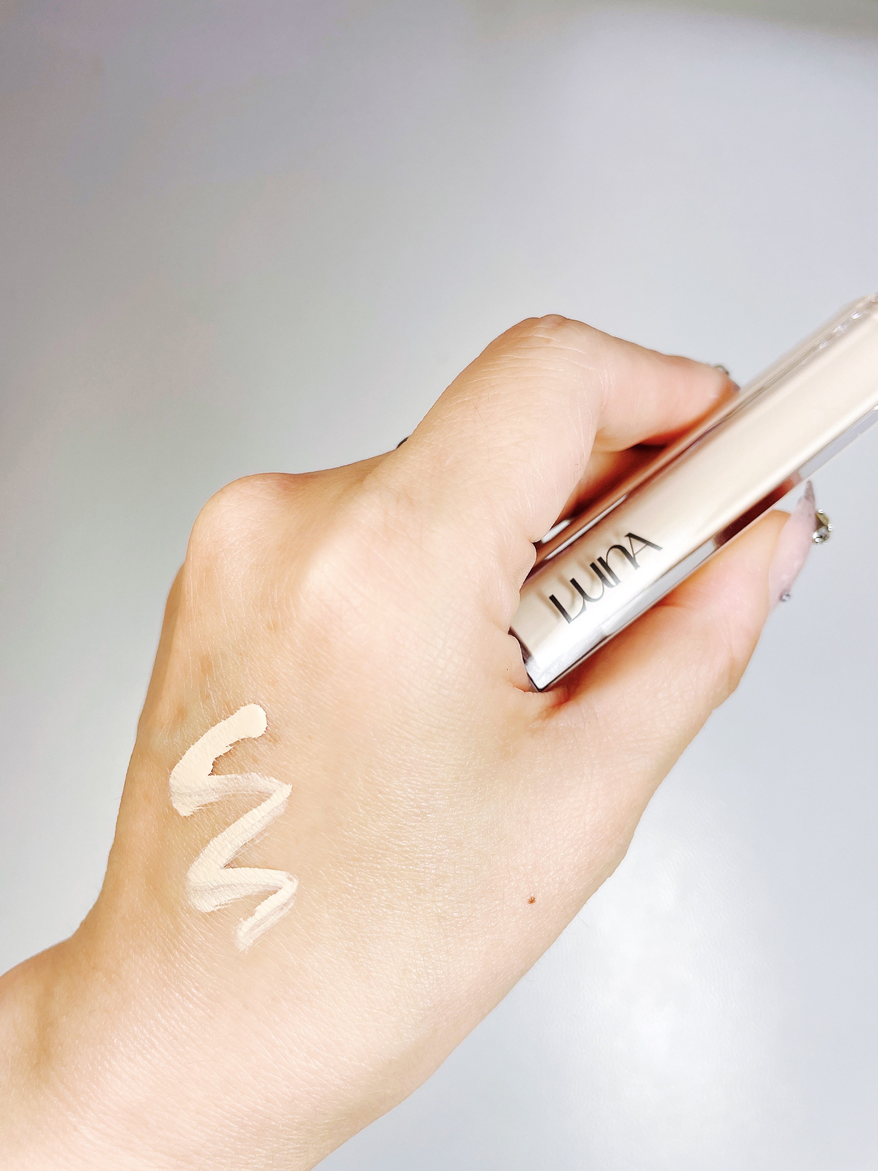 ロングラスティングチップコンシーラー/LUNA/リキッドコンシーラーを使ったクチコミ（3枚目）