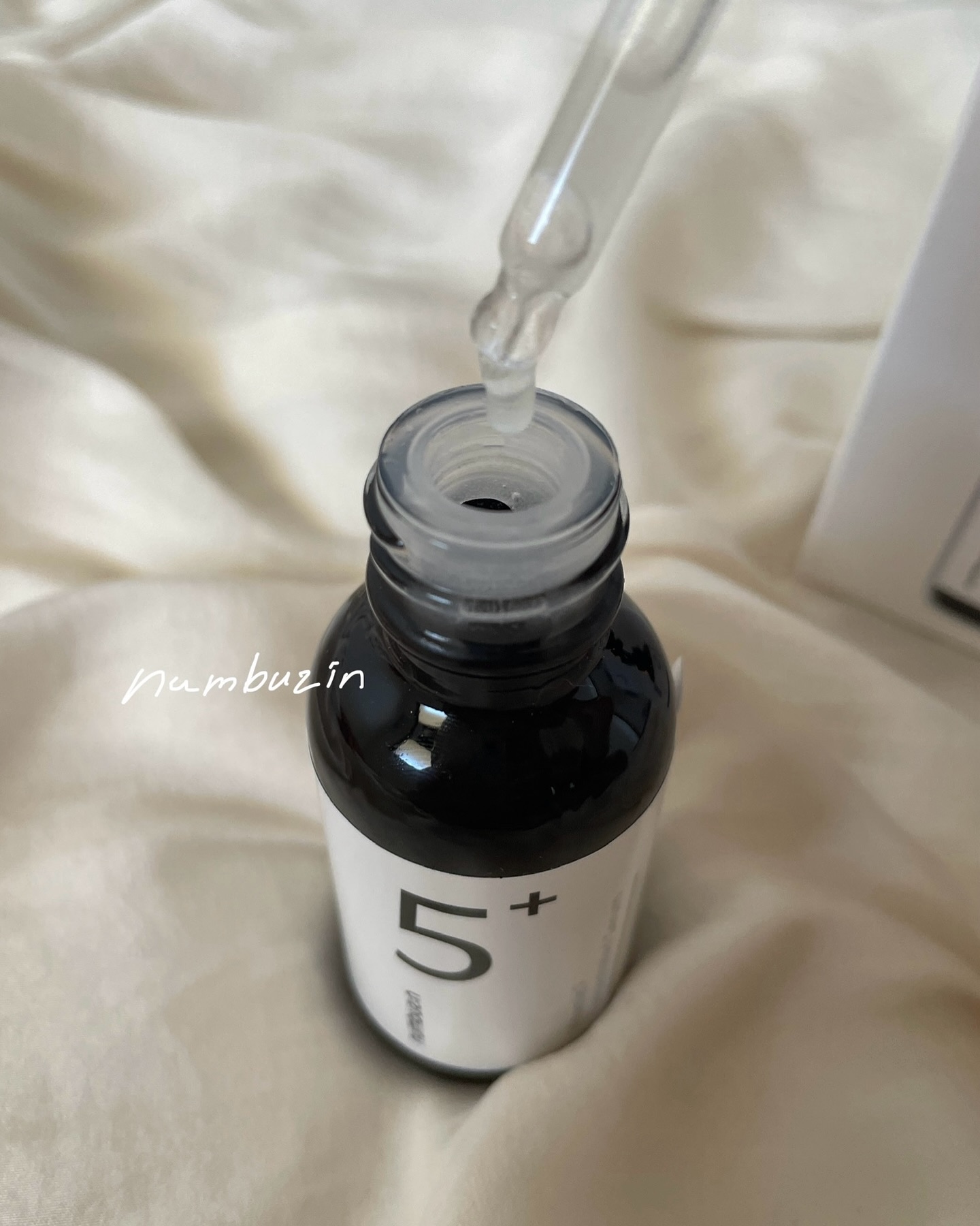 5番 白玉グルタチオンＣ美容液/numbuzin/美容液を使ったクチコミ（1枚目）