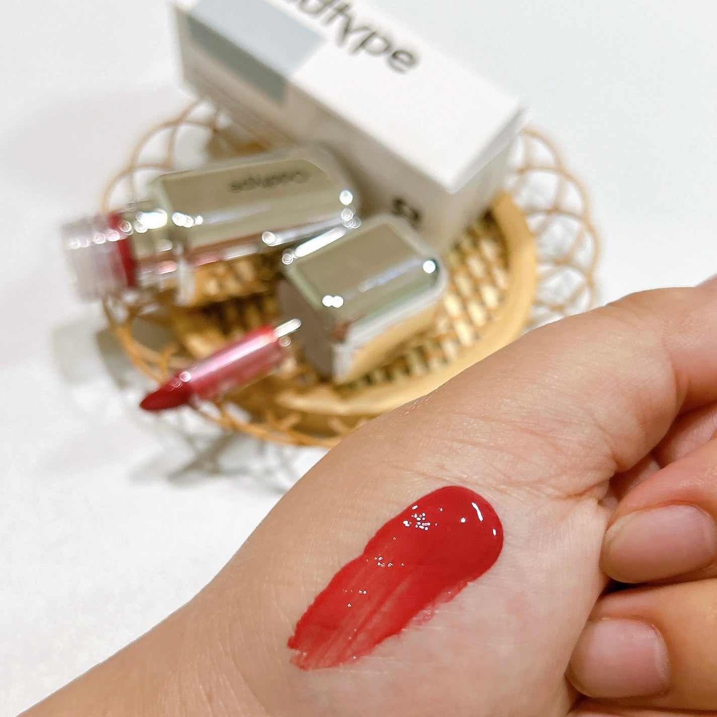 アンシーン ミラーティント/Oddtype/リップティントを使ったクチコミ(3枚目)