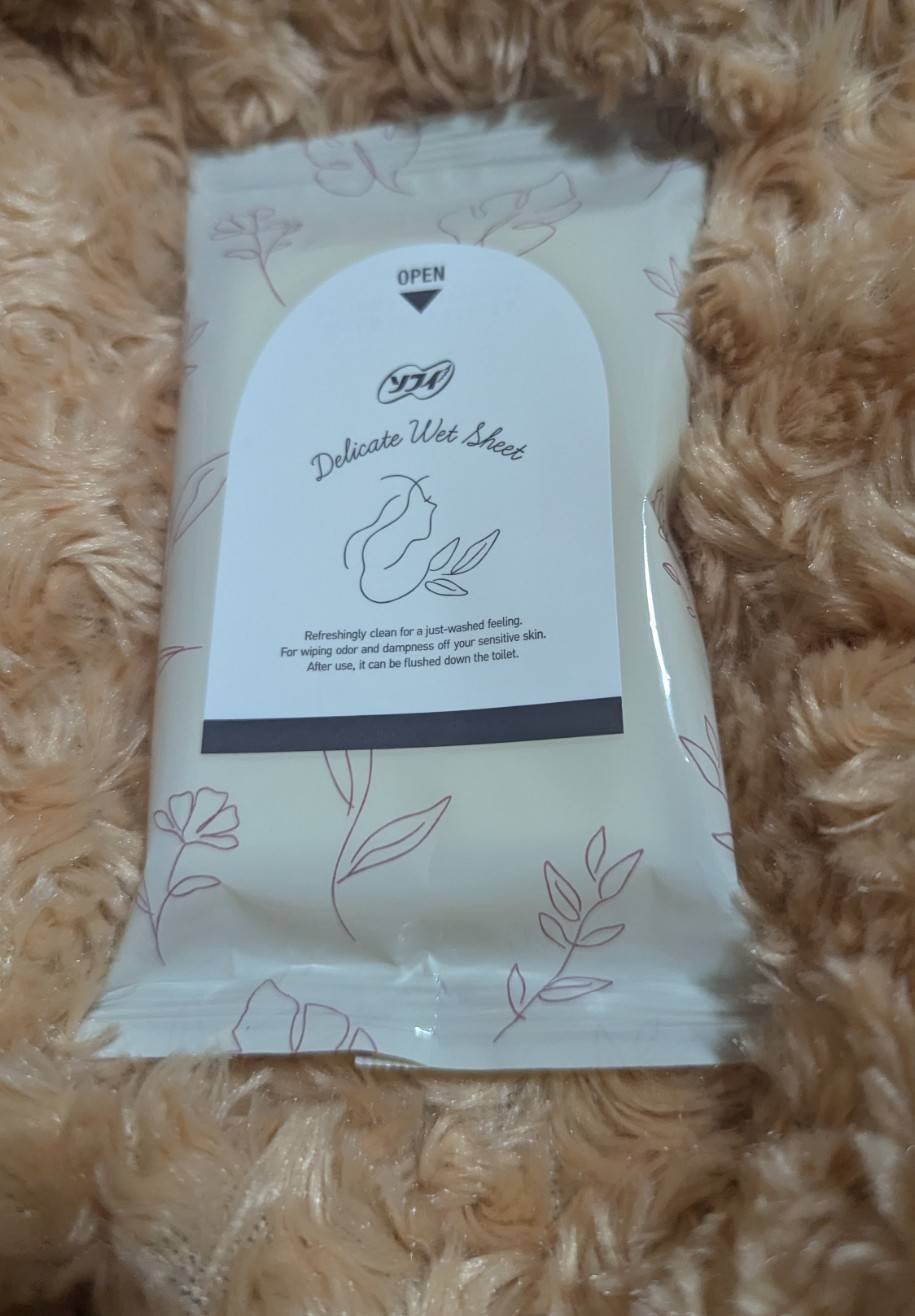 ソフィ デリケートウェットシート フレッシュフローラルの香り/ソフィ/デリケートゾーンケアを使ったクチコミ(2枚目)