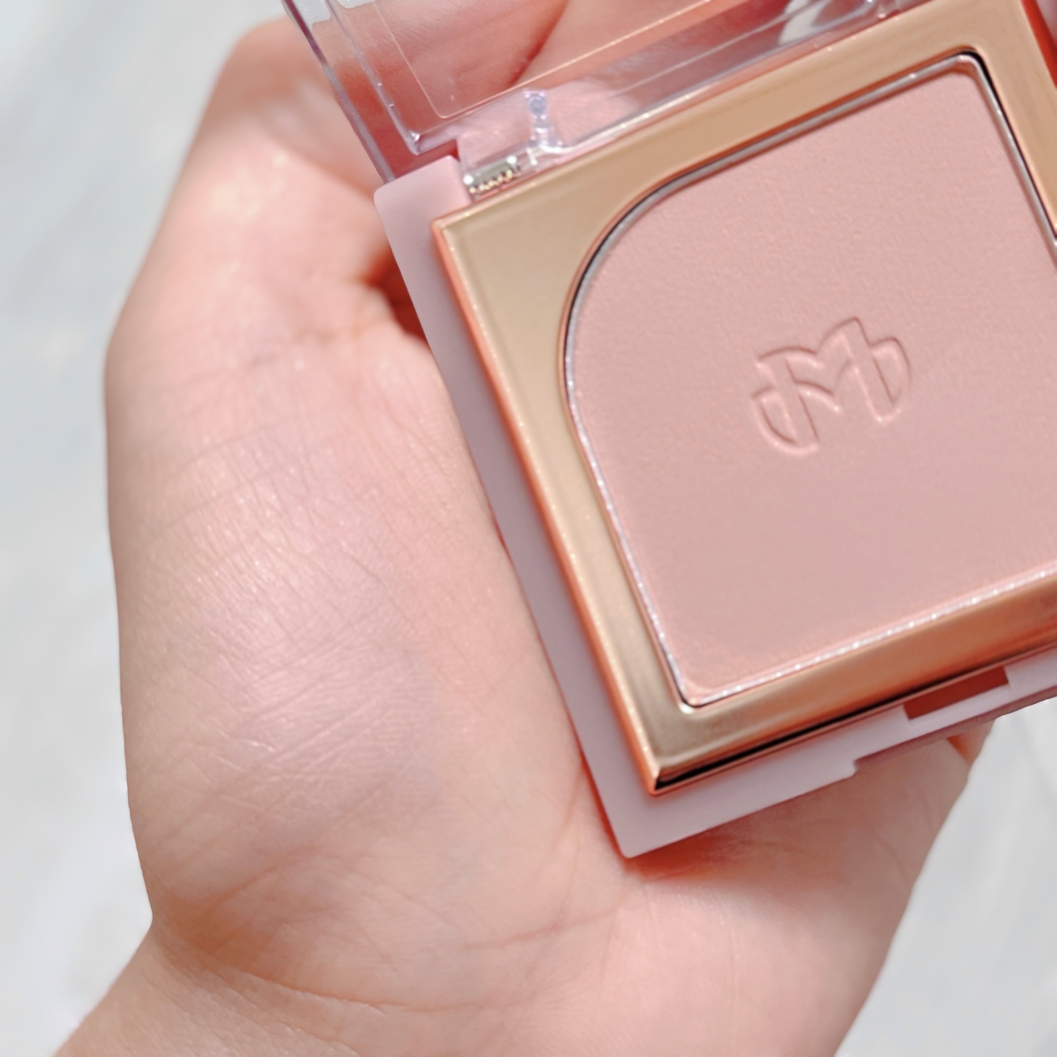 フラッターブラッシャー/mude/パウダーチークを使ったクチコミ（3枚目）