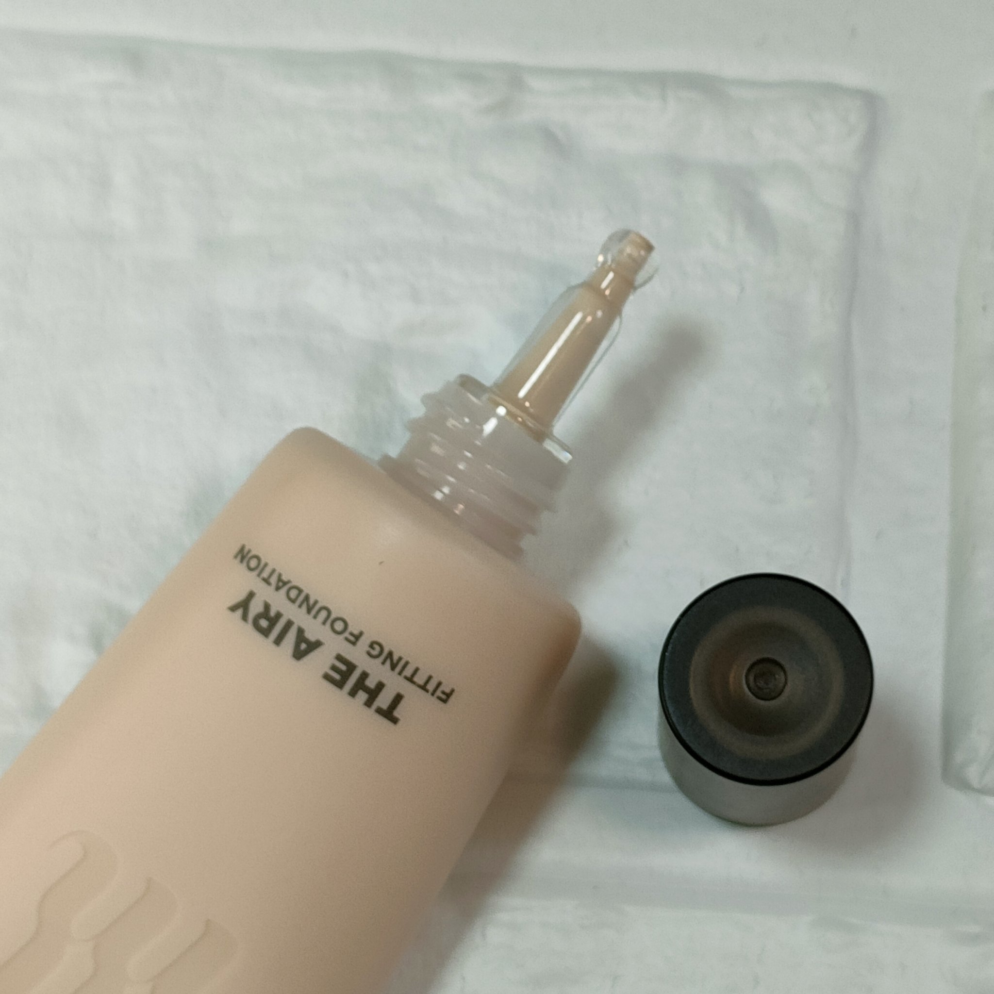 ザエアリーフィッティングファンデーション/MERZY/リキッドファンデーションを使ったクチコミ（2枚目）