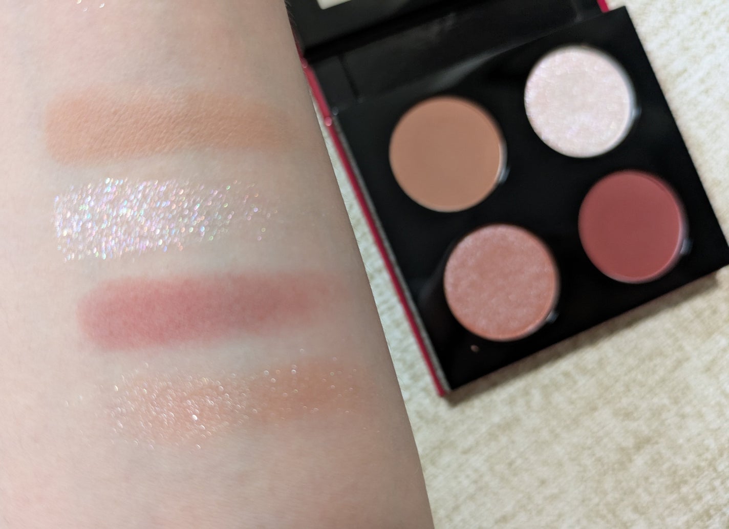 ルナ ライツ アイシャドウ クォード【LUNAR NEW YEAR COLLECTION】/BOBBI BROWN/アイシャドウパレットを使ったクチコミ(3枚目)