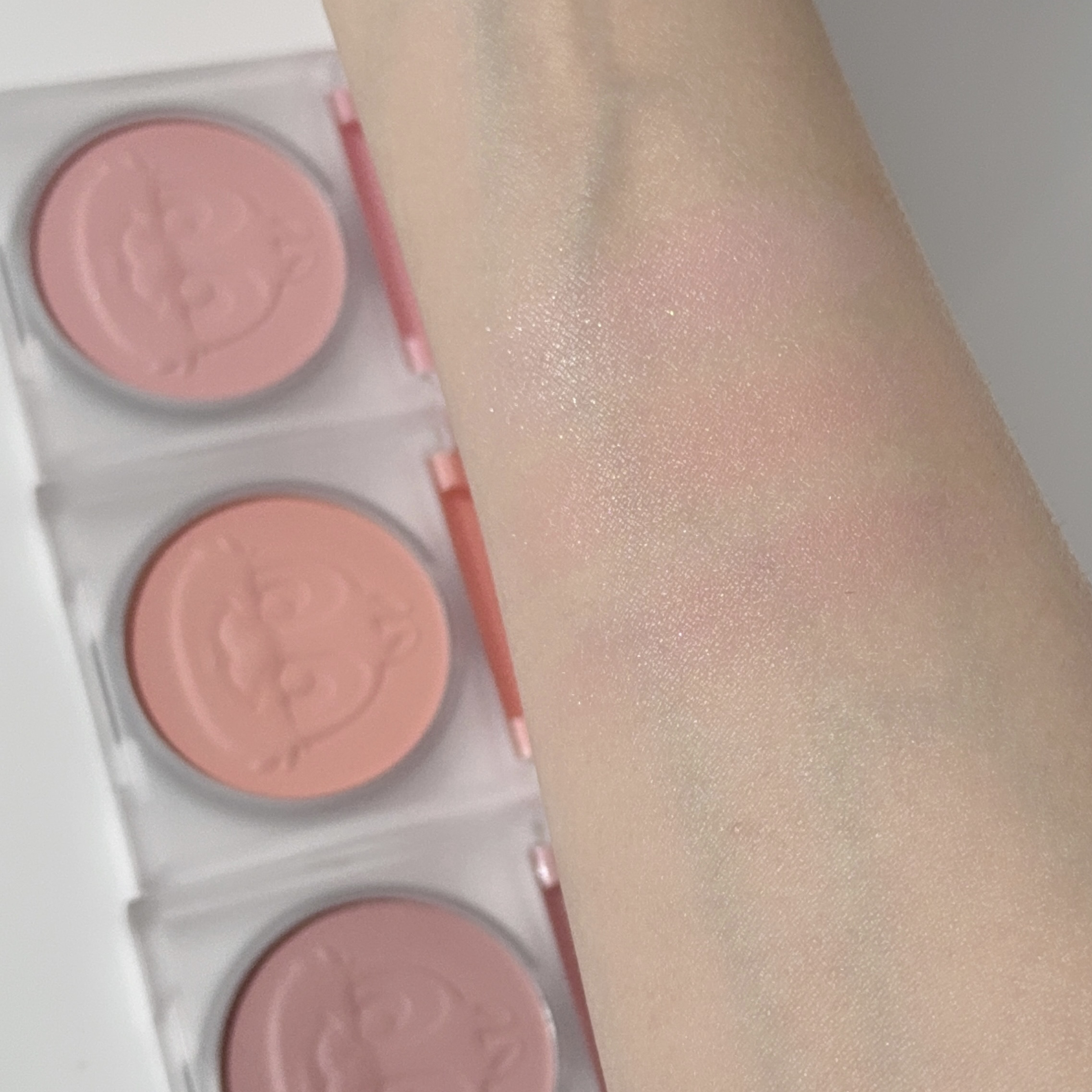 ブラリーチーク(ディズニーエディション)/espoir/チークを使ったクチコミ（3枚目）