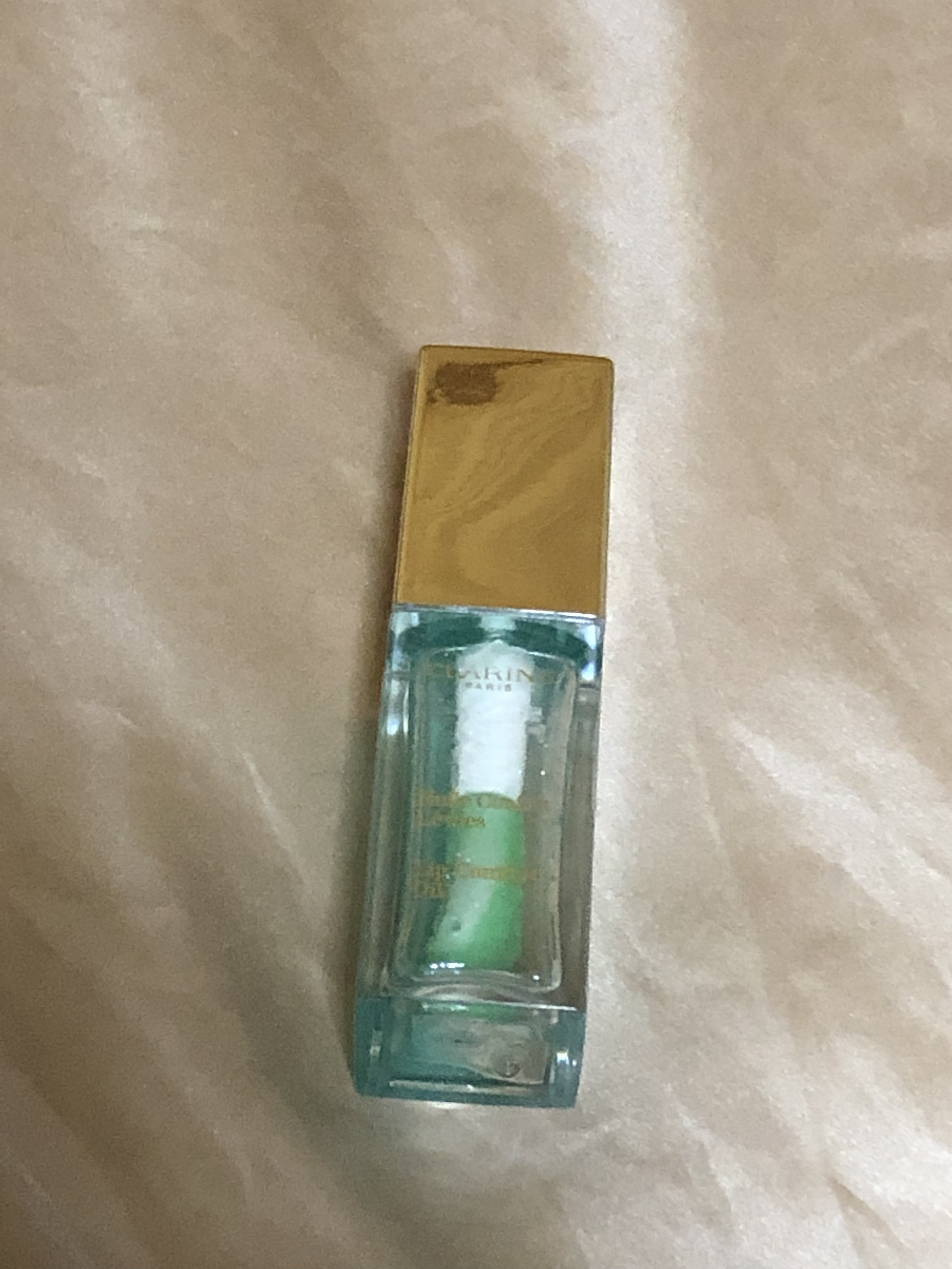 リップコンフォートオイル/CLARINS/リップグロスを使ったクチコミ（1枚目）