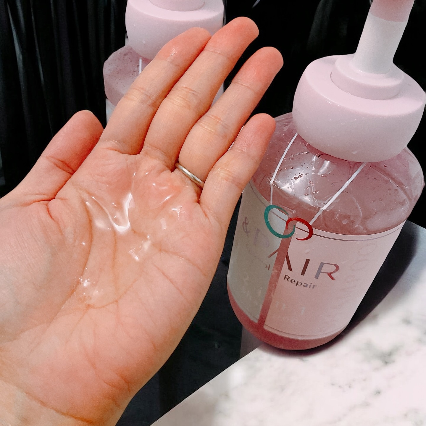 &PAIR アンドペア コントロール リペア 2in1 シャンプー＆ヘアトリートメントのクチコミ「夜ふかししがちだけど、朝はギリギリまで寝てたい…そんな私にぴったりな新アイテム💡
【&PAIR.....」（3枚目）