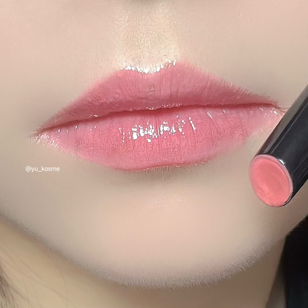 ボリューマイジングフォンデュリップ/Coralhaze/口紅を使ったクチコミ（3枚目）