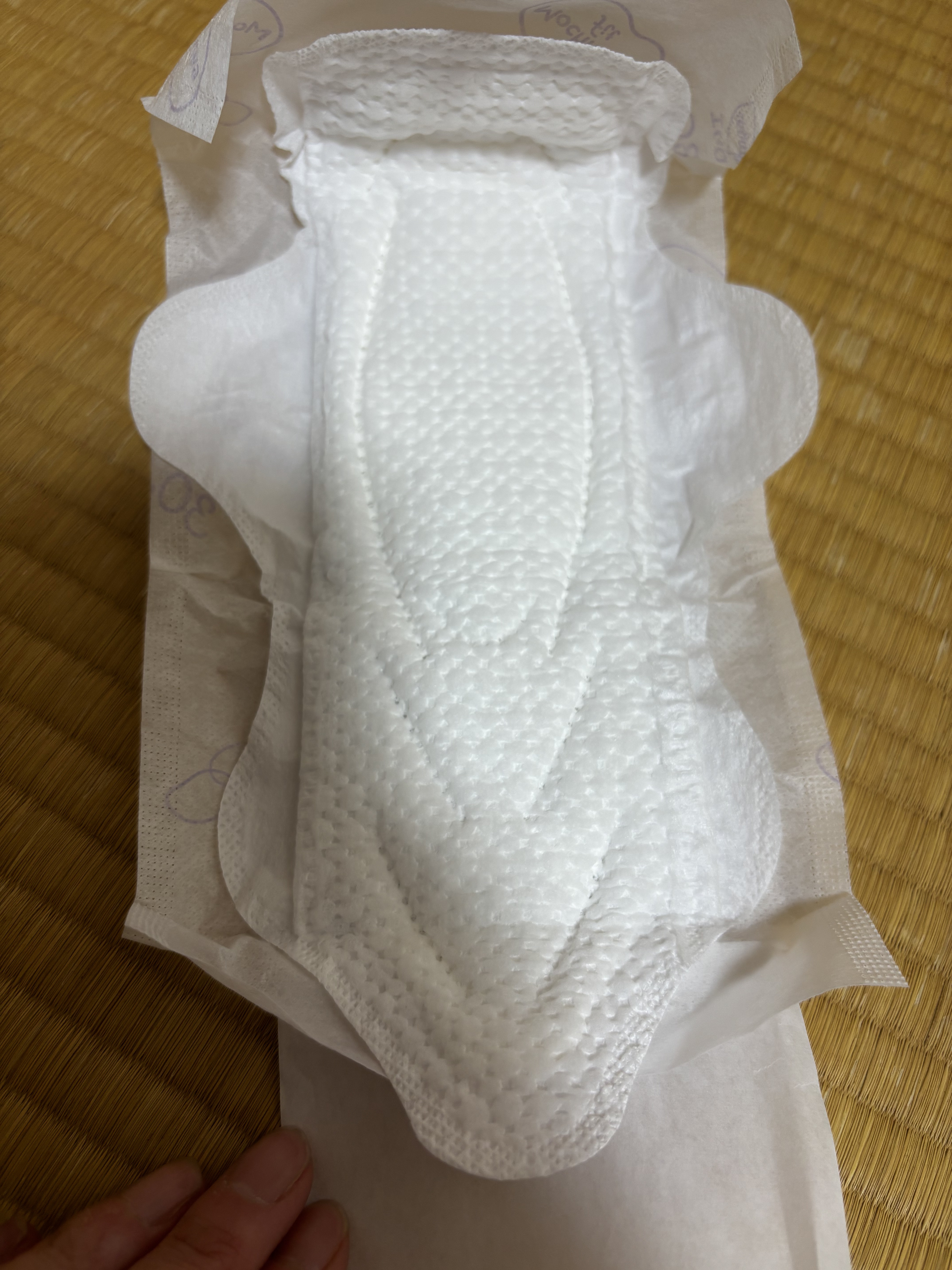 ロリエ もちふわ fit 25cm 羽つき 14コ入 (医薬部外品 )/ロリエ/ナプキンを使ったクチコミ（3枚目）