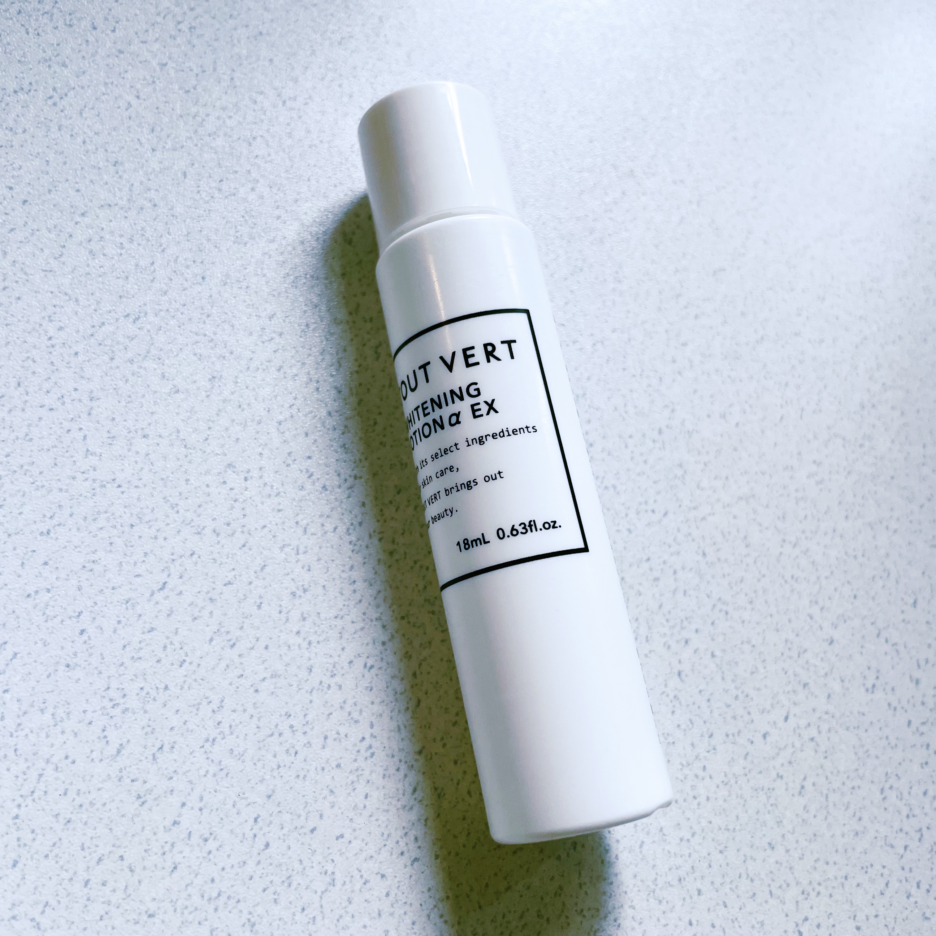 TOUT VERT 薬用ホワイトニングローションα EXのクチコミ「#TOUT_VERT
#薬用ホワイトニングローションαEX
#ミニサイズ
#ビタミンC #美白.....」（1枚目）