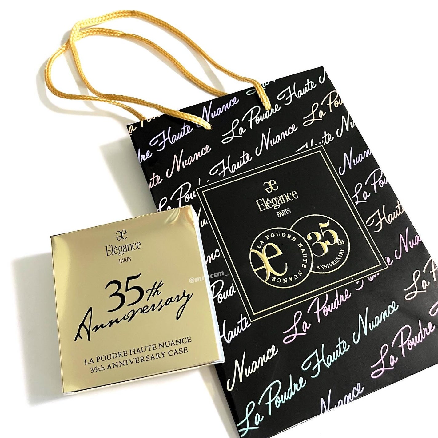 ラ プードル オートニュアンス/Elégance/プレストパウダーを使ったクチコミ(2枚目)