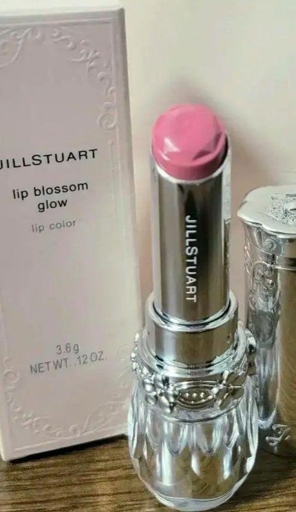 ジルスチュアート リップグロウ セラムバーム 03 ca.ssis swing/JILL STUART/リップバームを使ったクチコミ(1枚目)