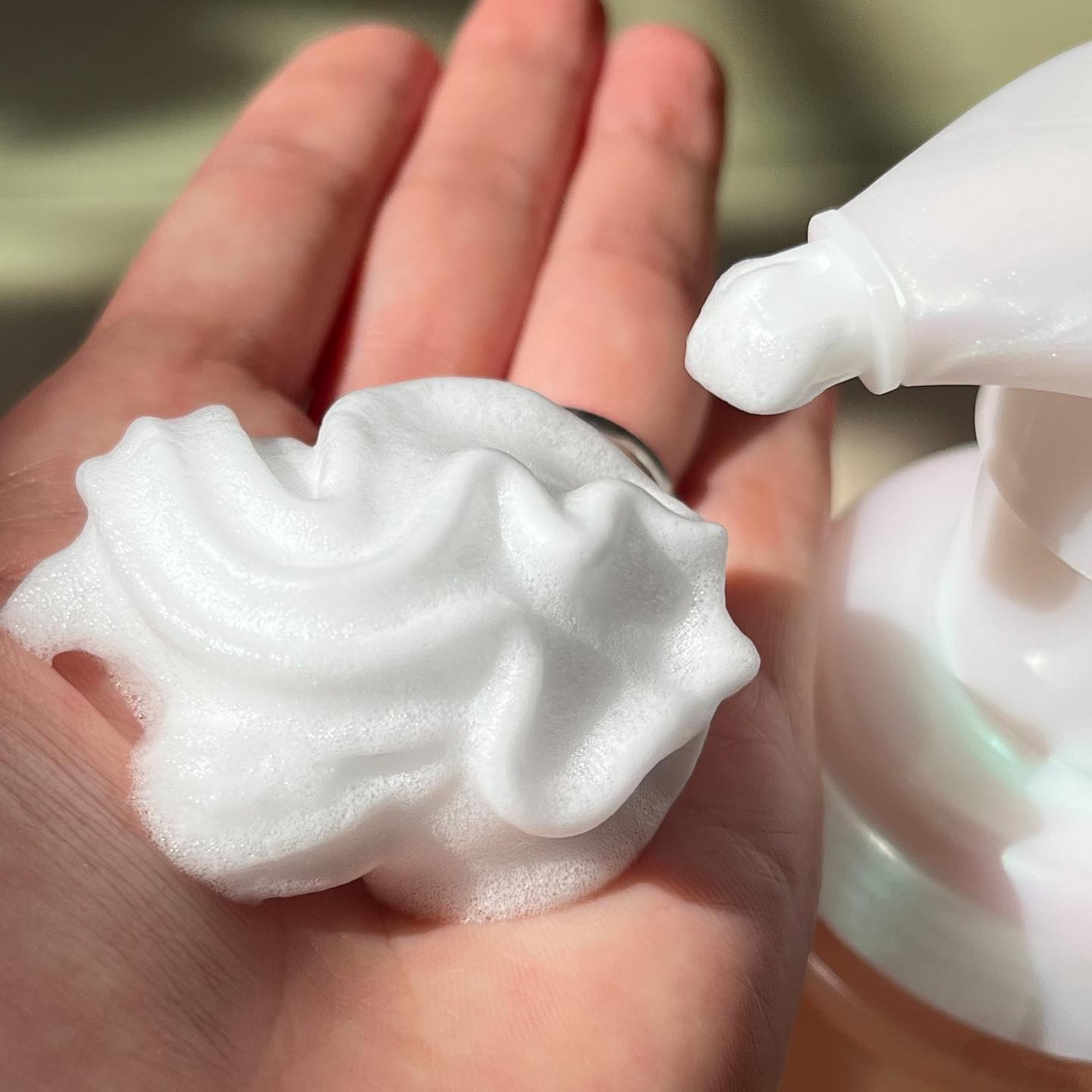 ビオレu ザ ボディ 泡タイプ モイスチャースムース/ビオレu/ボディソープを使ったクチコミ（3枚目）