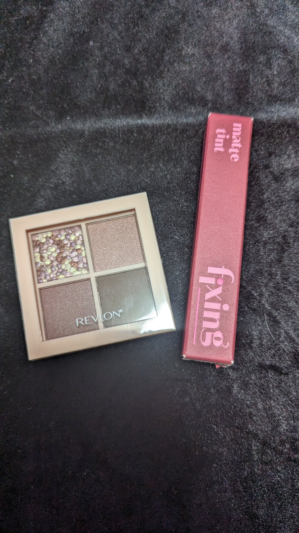 レブロン ダズル アイシャドウ クアッド/REVLON/アイシャドウパレットを使ったクチコミ（1枚目）