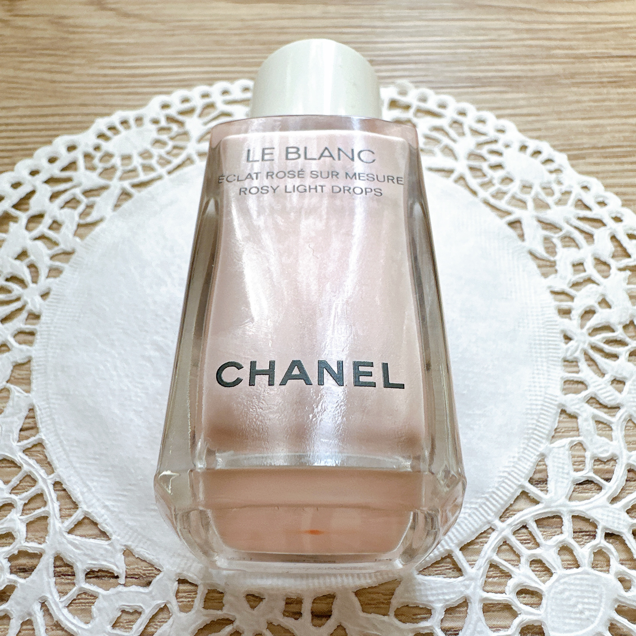 ル ブラン ロージー ドロップス/CHANEL/リキッドハイライトを使ったクチコミ（2枚目）